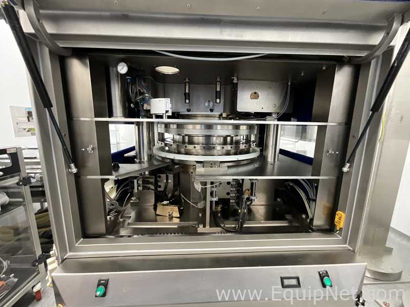 Compressora de Comprimidos GEA Courtoy R292F/43