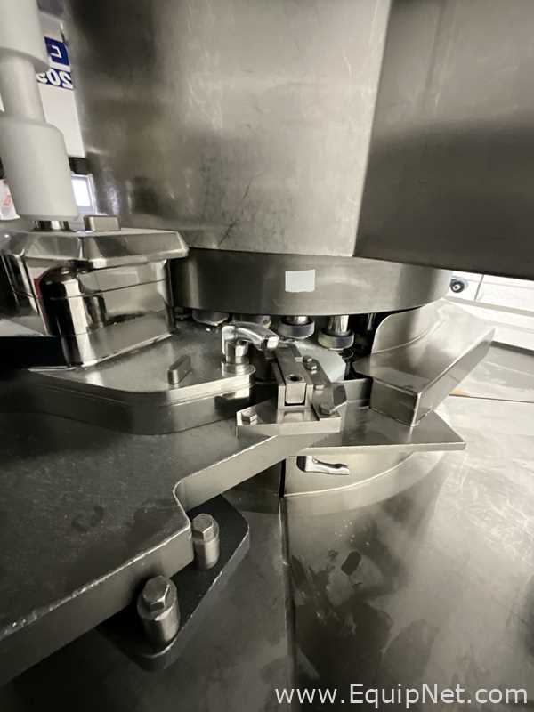 Tableteadora Fette 2090