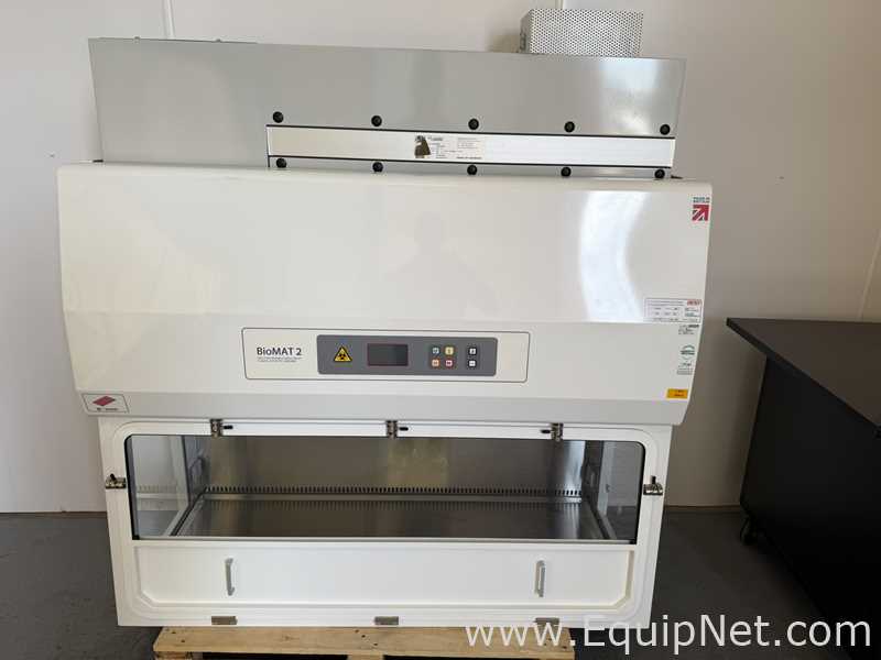 Cabine de Segurança Biológica CAS Contained Air Solutions Biomat 2 1500