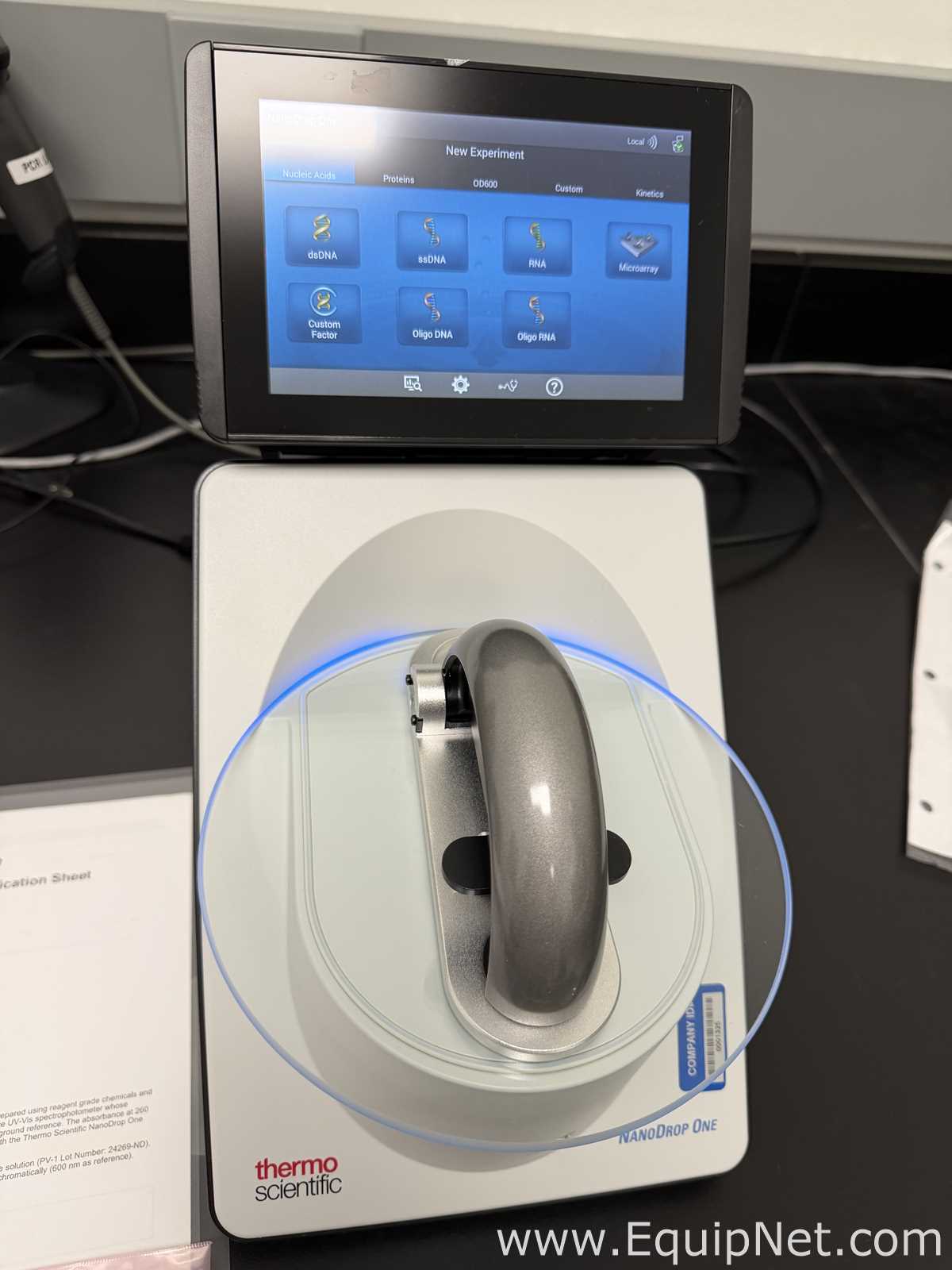 Thermo Scientific NanoDrop One Microvolume UV-Vis Spectrophotometer
