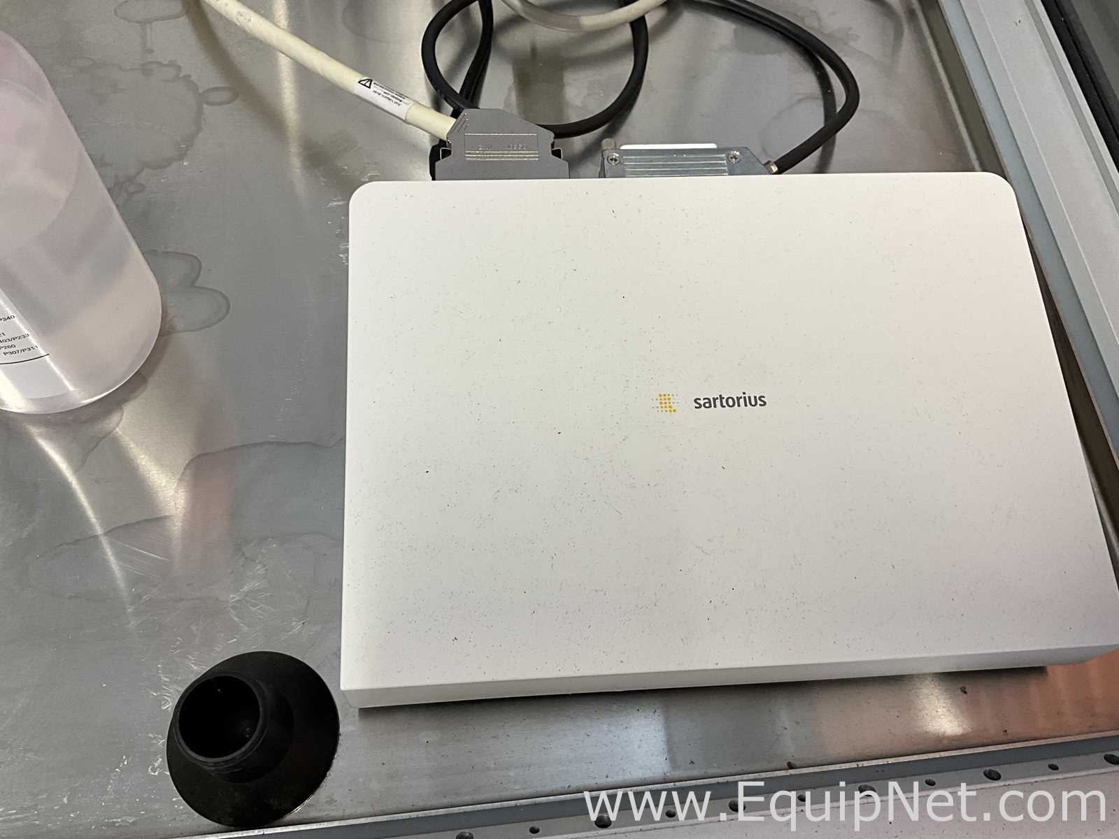 Sartorius Cubis MSA225S-1CE-DI Analytical Balance