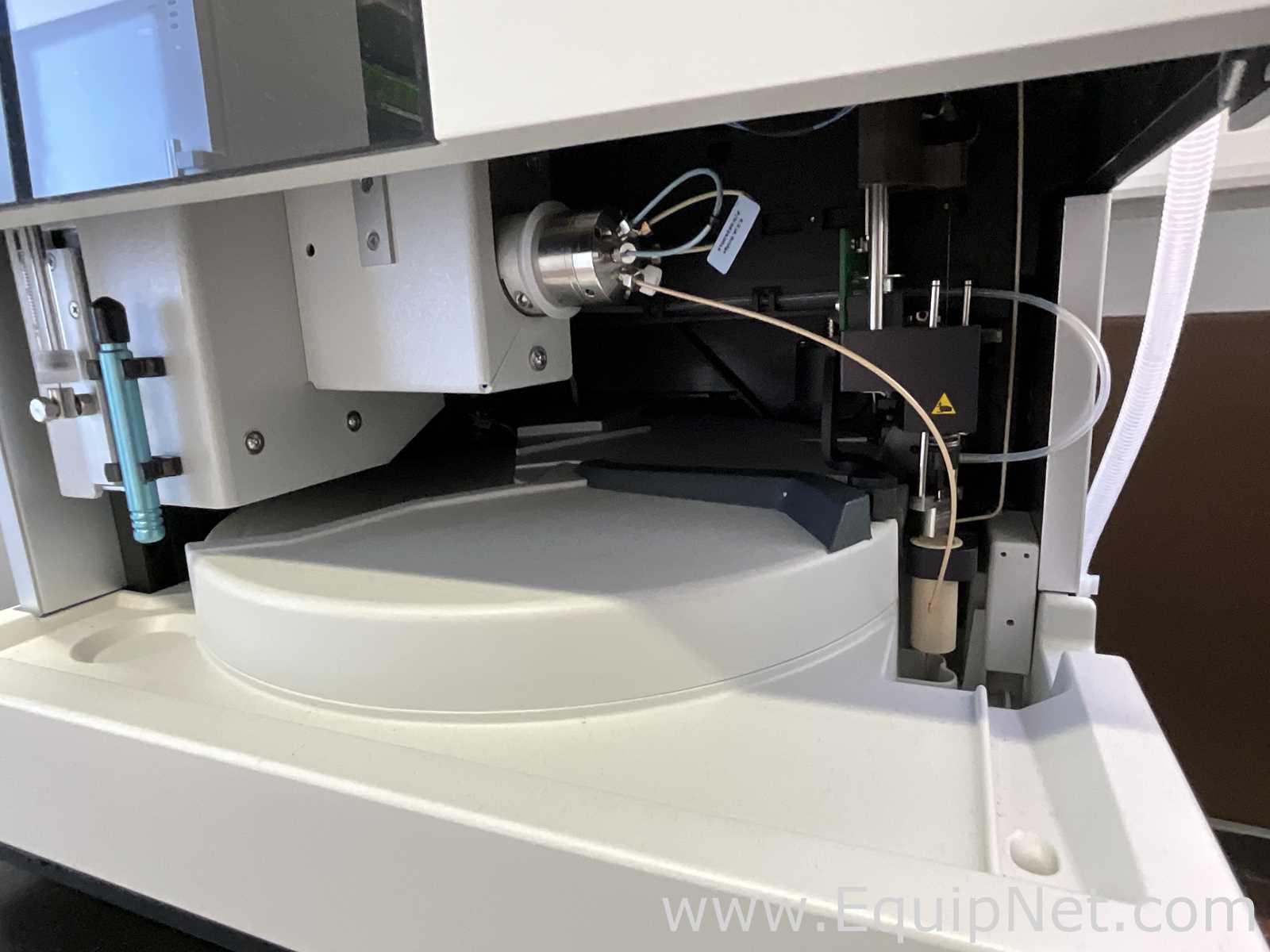 Sistema HPLC Thermo Fisher Scientific Dionex UltiMate 3000
