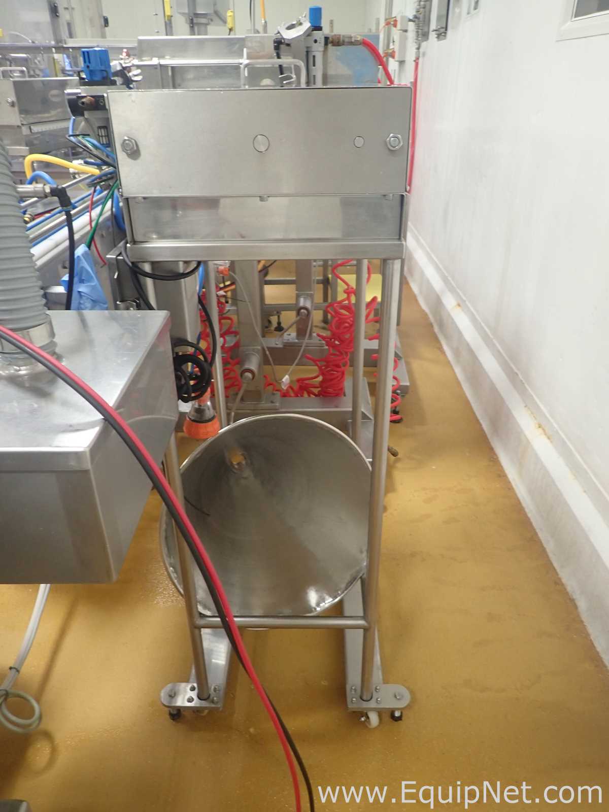 Hunter Filling Systems Series 300 Volumetric Filler