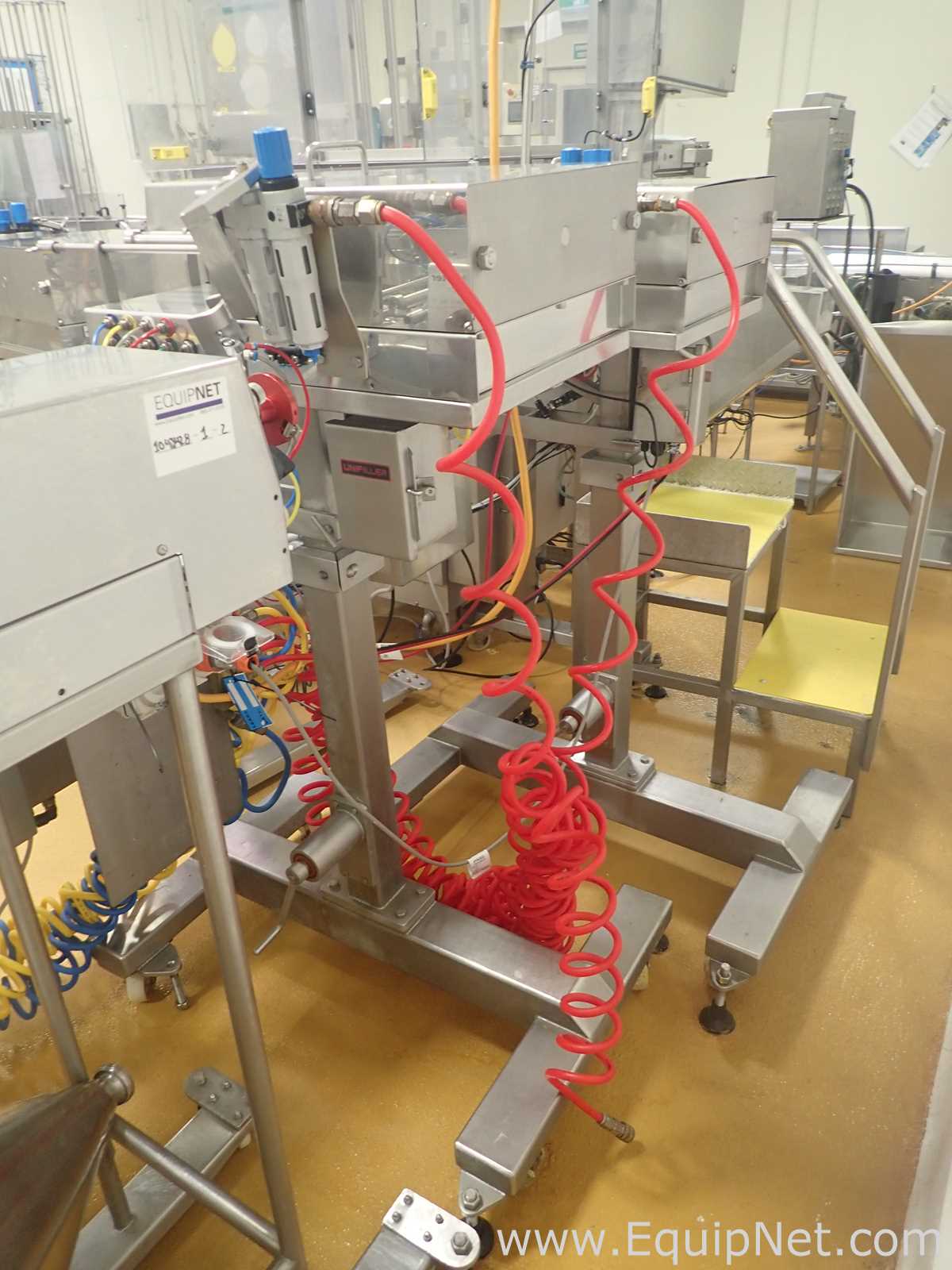 Hunter Filling Systems Series 300 Volumetric Filler