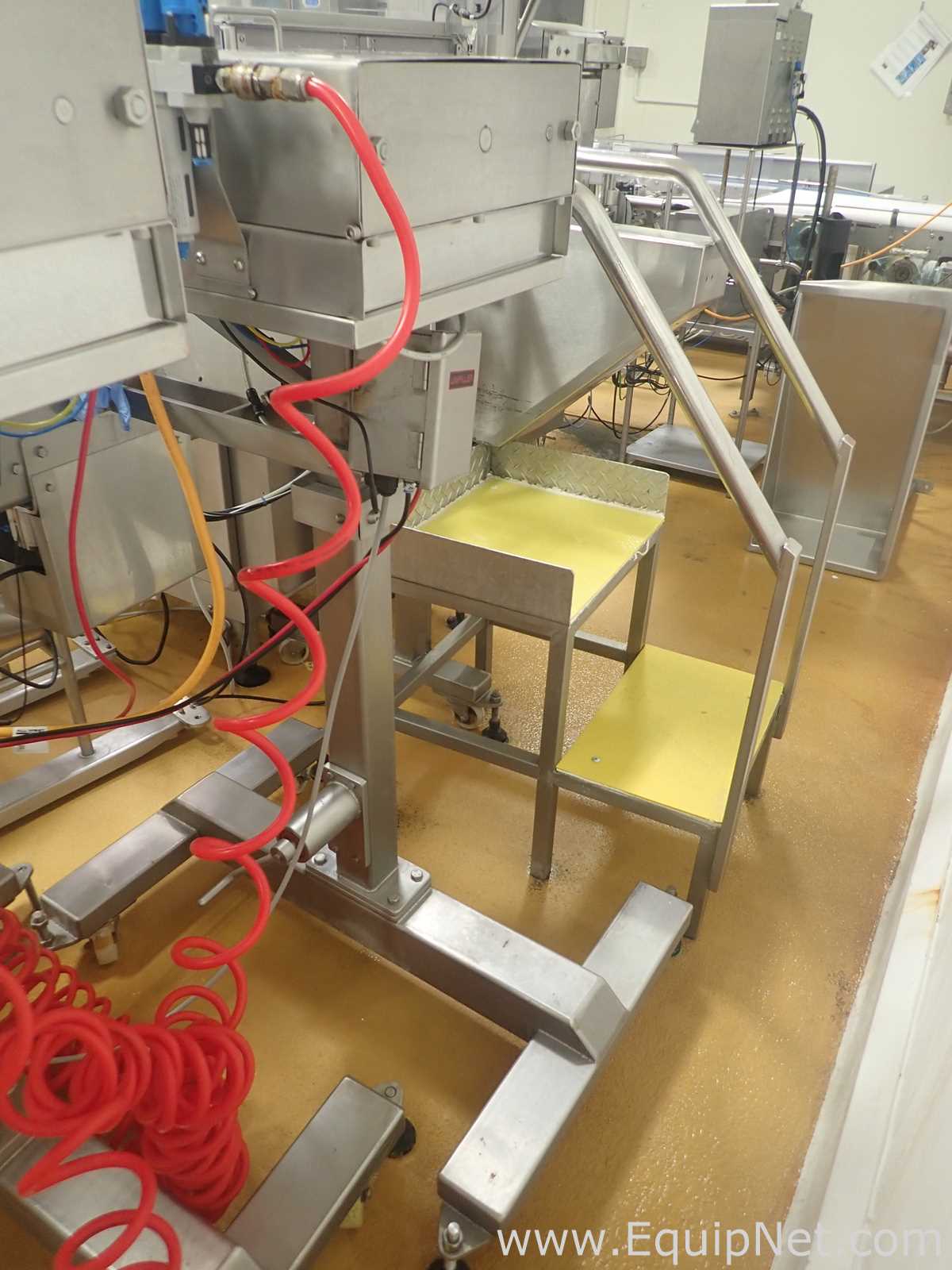 Hunter Filling Systems Series 300 Volumetric Filler