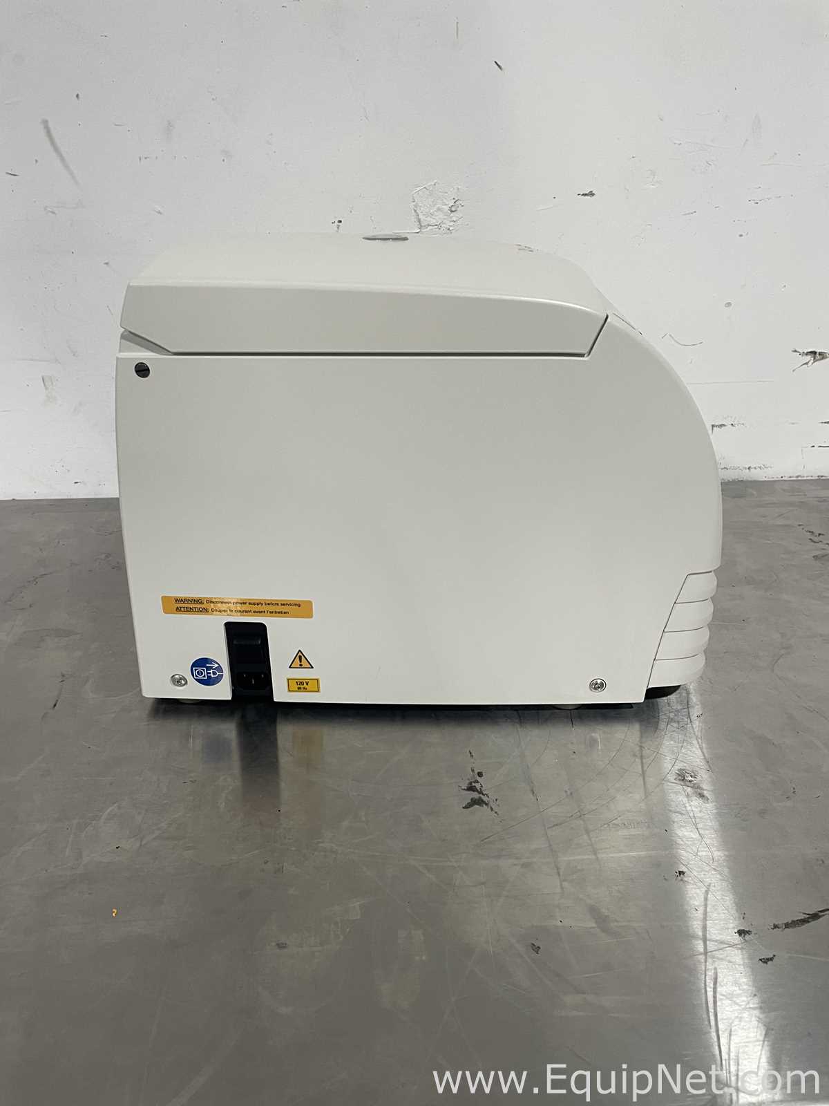 Centrífuga para laboratorio Thermo Fisher Scientific Fisher AccuSpin Micro 17R
