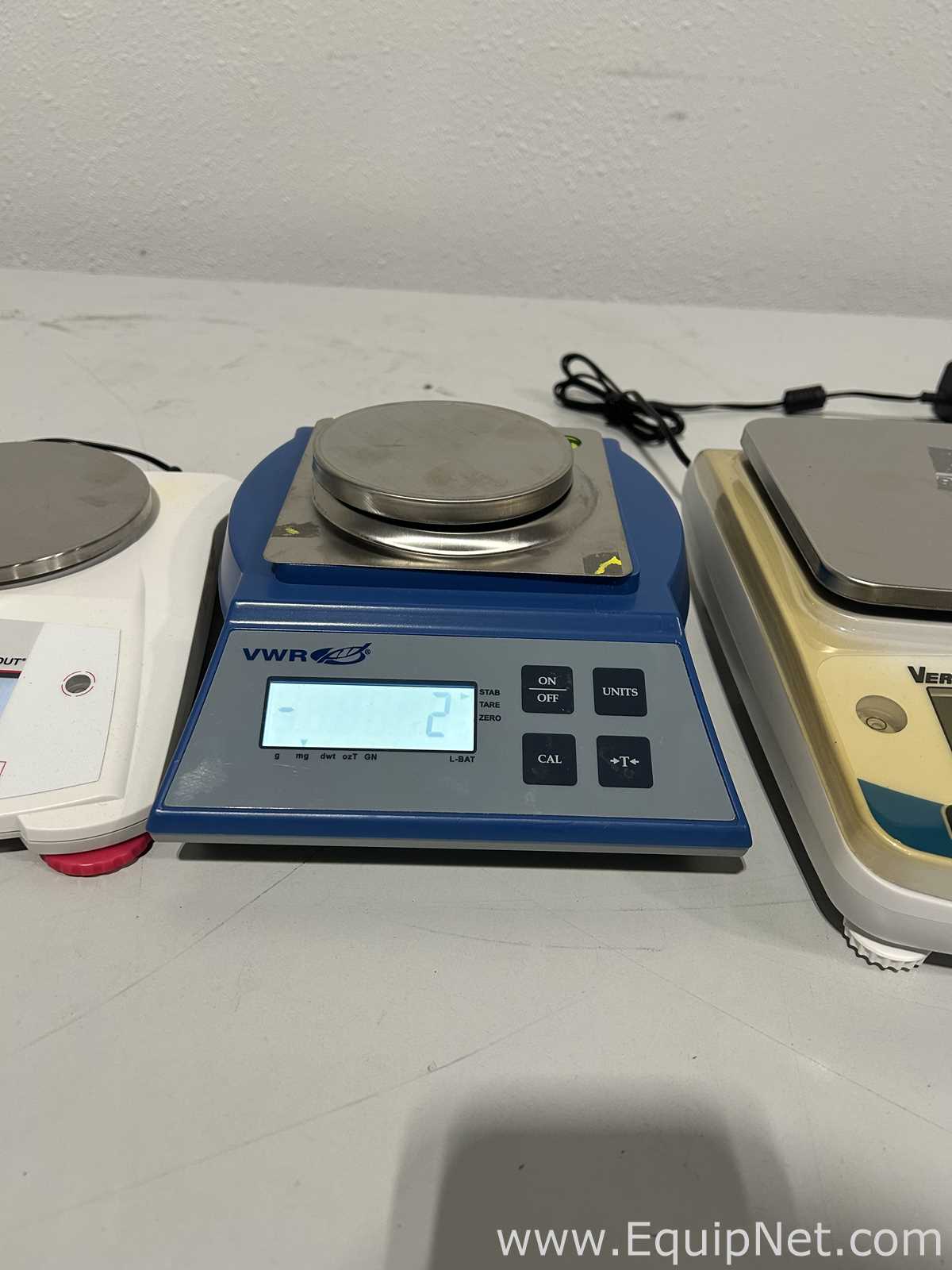 lote de  3 Balança de Laboratório Various 