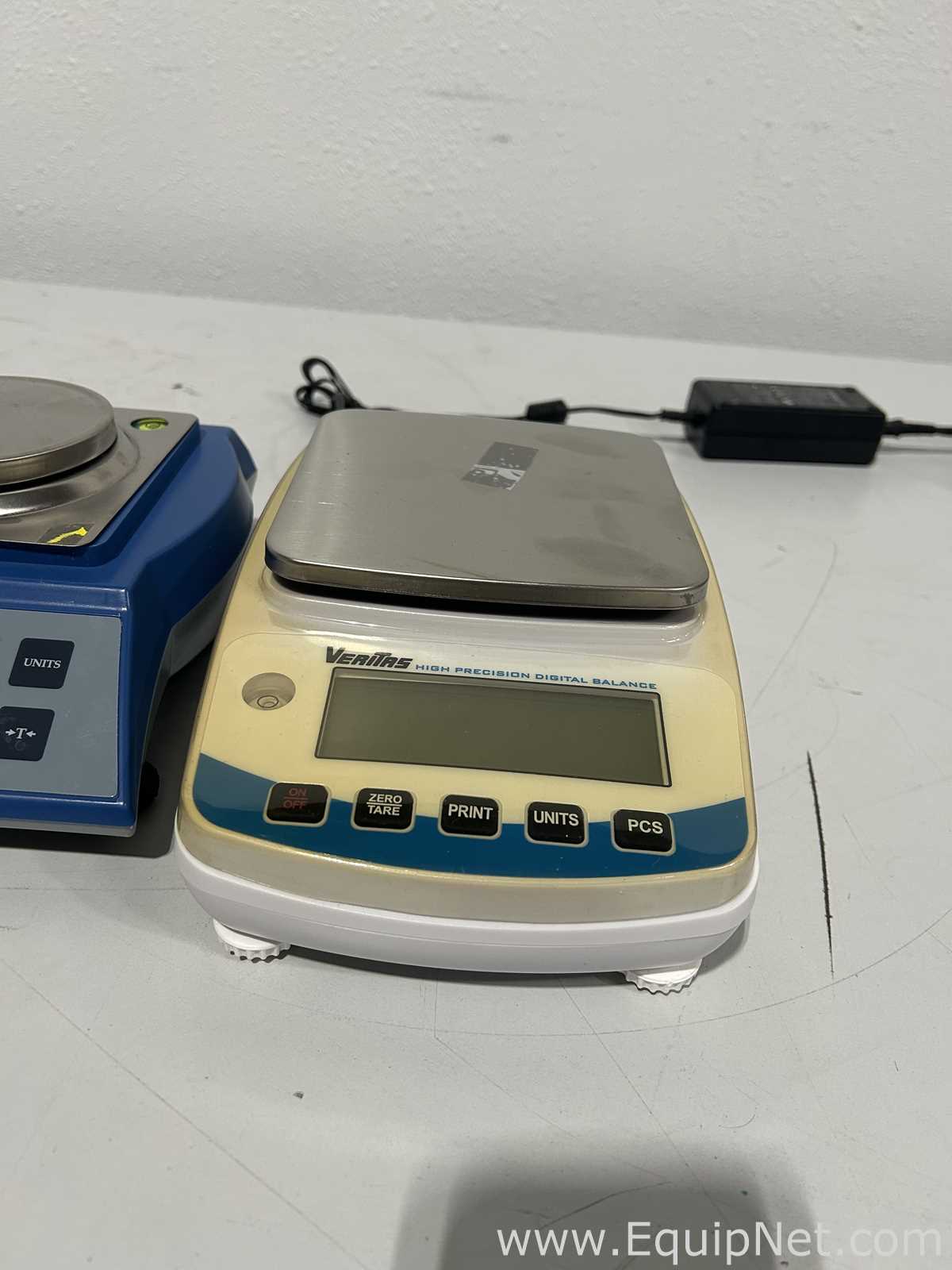 lote de  3 Balança de Laboratório Various 