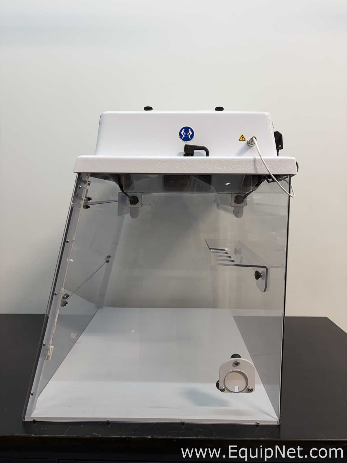 Air Clean 600 AC632LFUVC PCR Workstation