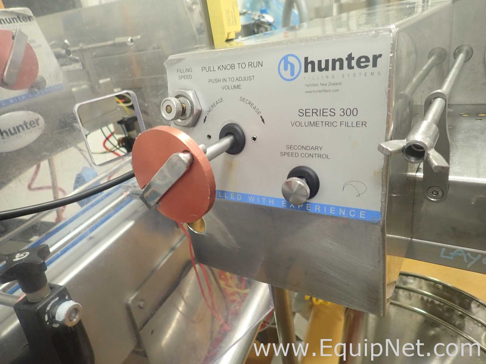 Hunter Filling Systems Series 300 Volumetric Filler