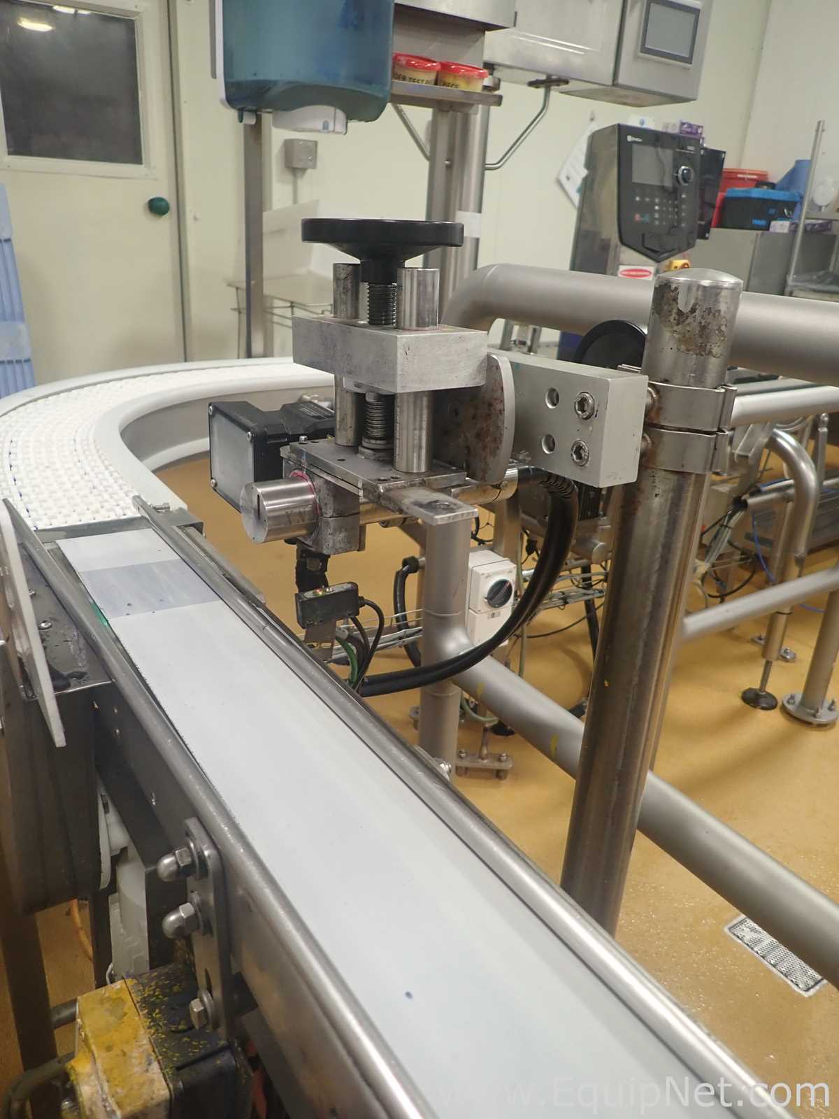 Linx 8940 IP65 High Speed Inkjet Printer with Belt Conveyor and Omron Inspection System