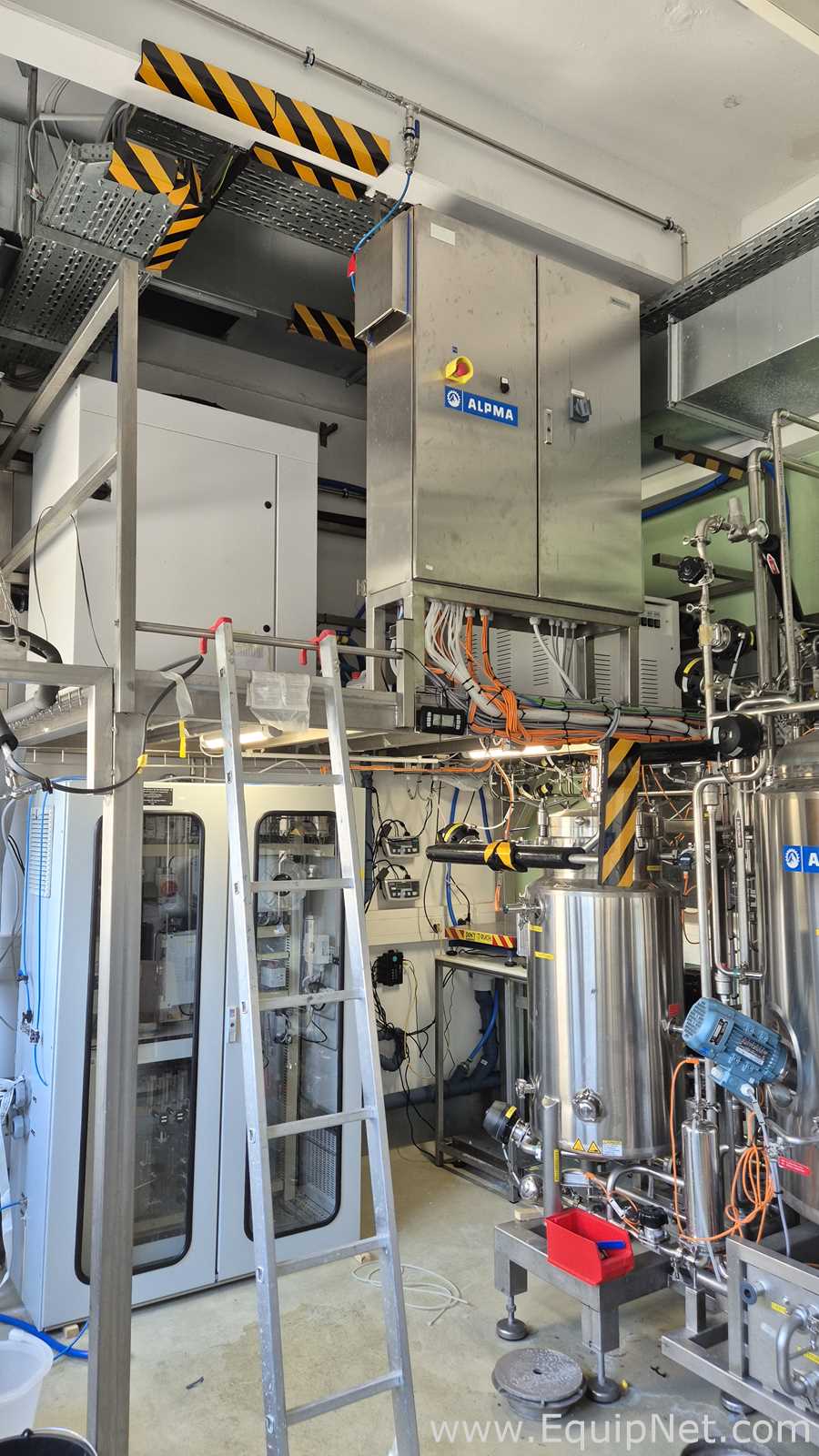 Alpma Media Hold Unit
