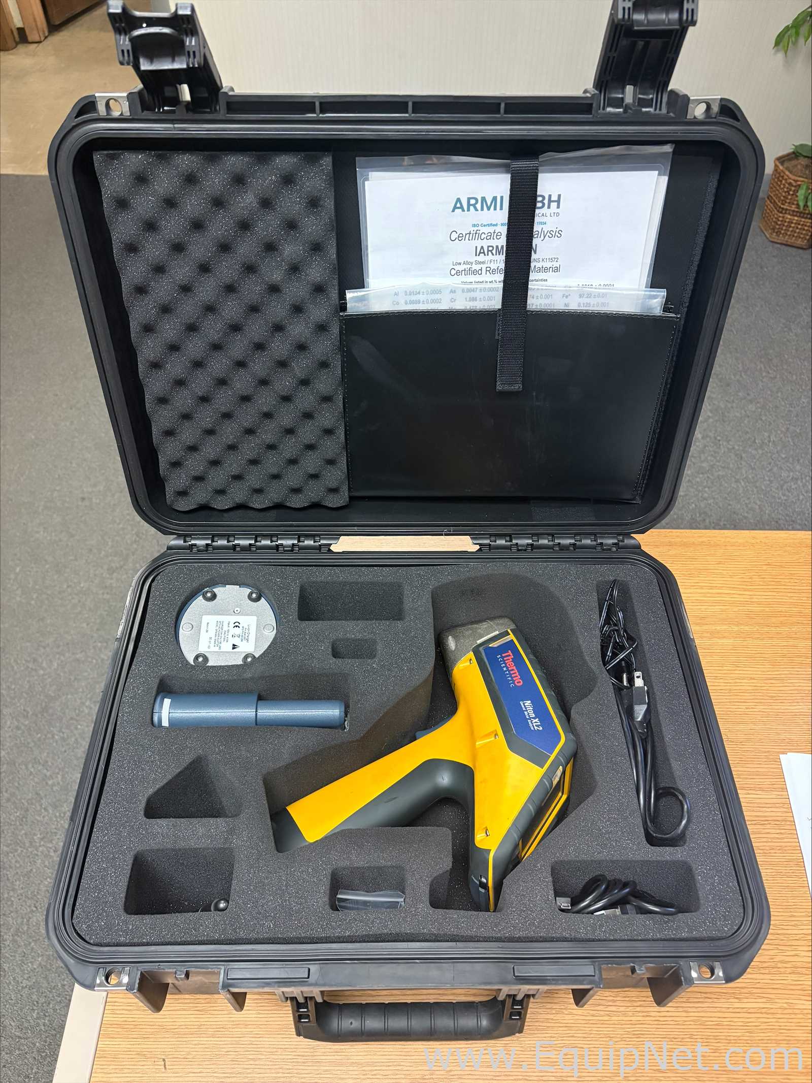 Detector de Metais Thermo Scientific Niton XL2 100G Alloy Analyzer