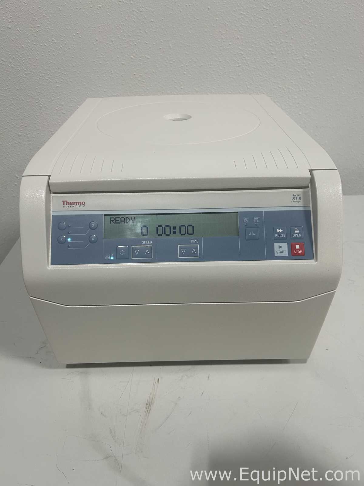 Centrífuga para laboratorio Thermo Scientific Sorvall ST 8