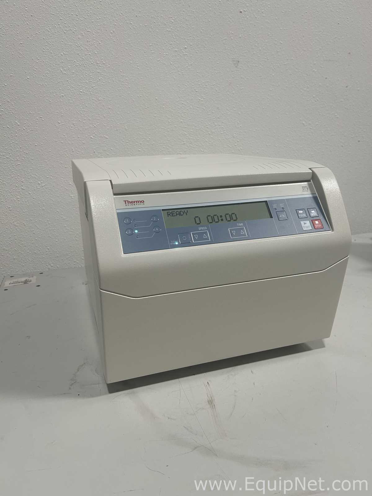 Centrífuga para laboratorio Thermo Scientific Sorvall ST 8