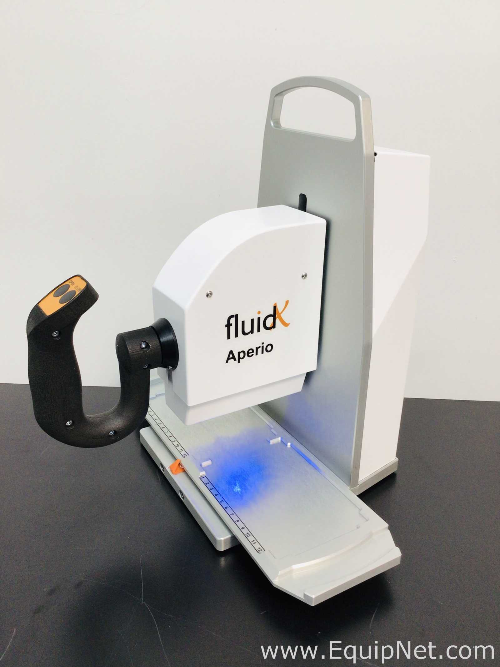 Tampadora FluidX Aperio