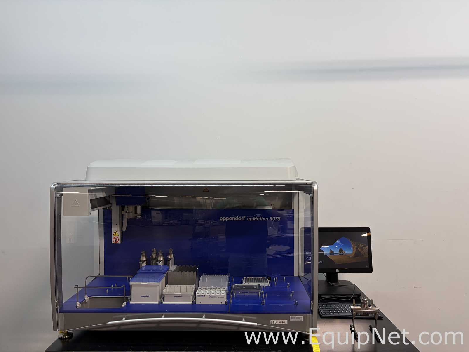 Manipulador de Líquidos Eppendorf epMotion 5075