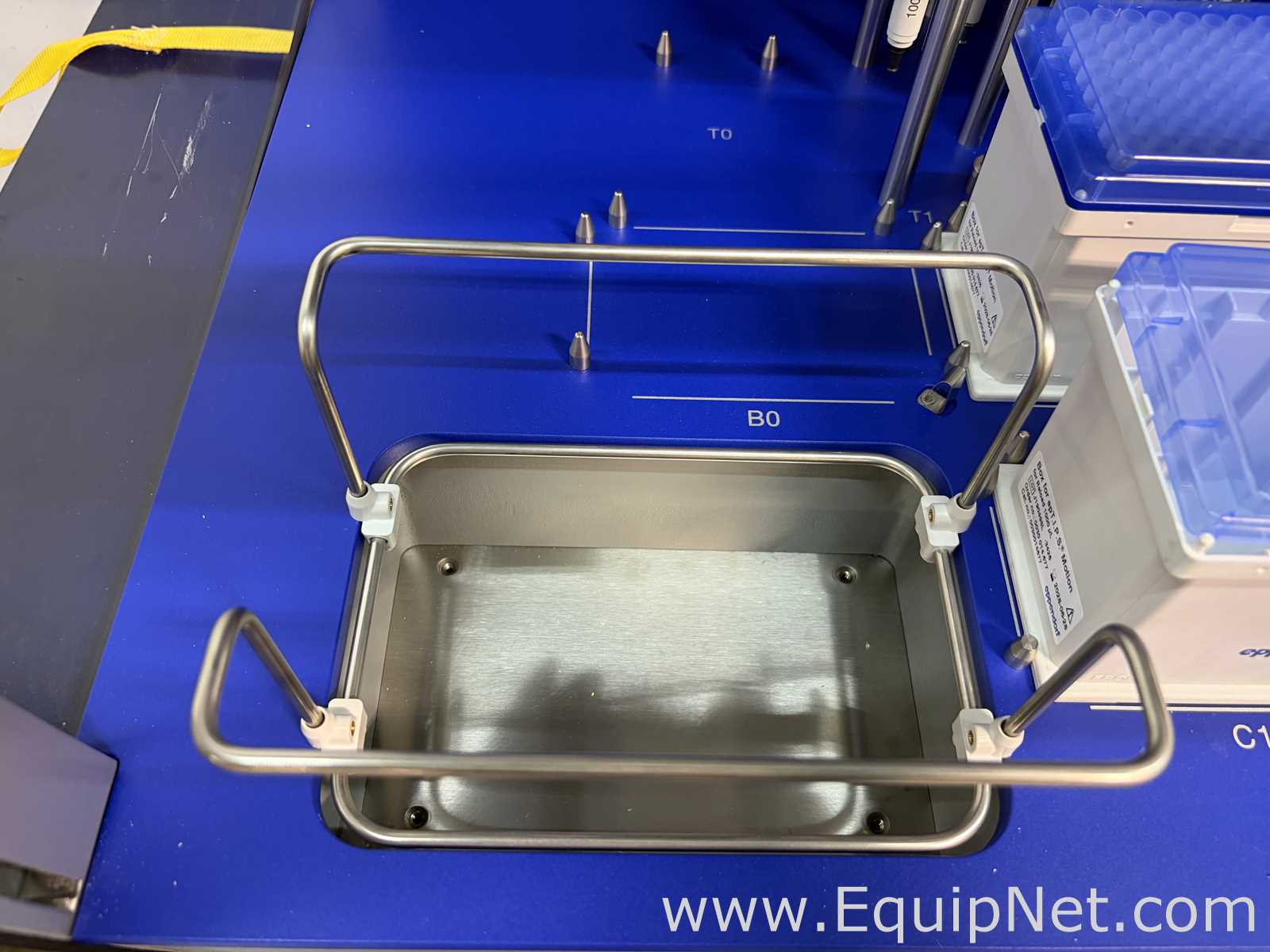 Manipulador de Líquidos Eppendorf epMotion 5075