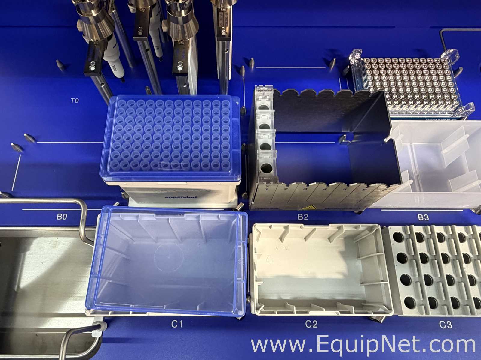 Manipulador de Líquidos Eppendorf epMotion 5075