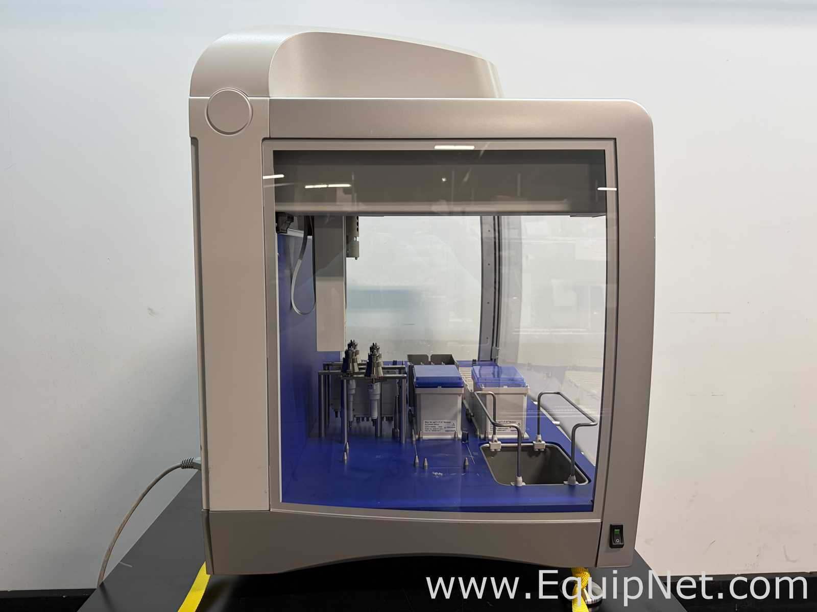 Manipulador de Líquidos Eppendorf epMotion 5075