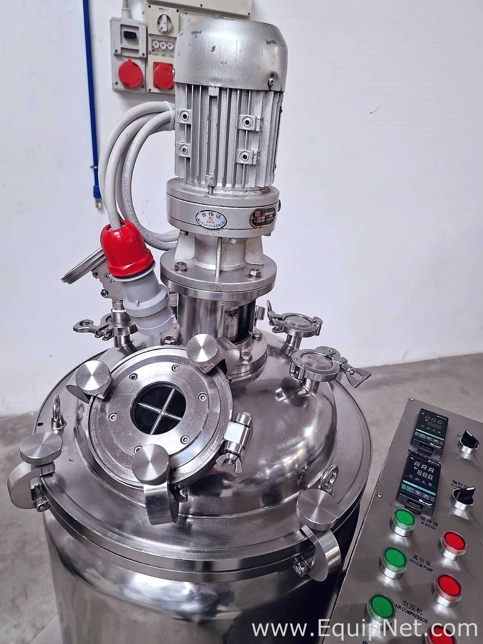 Máquina para Encapsulamento de Gel Mole Zhejiang Fuchang Machinery Co. LTD RG0.8-110A