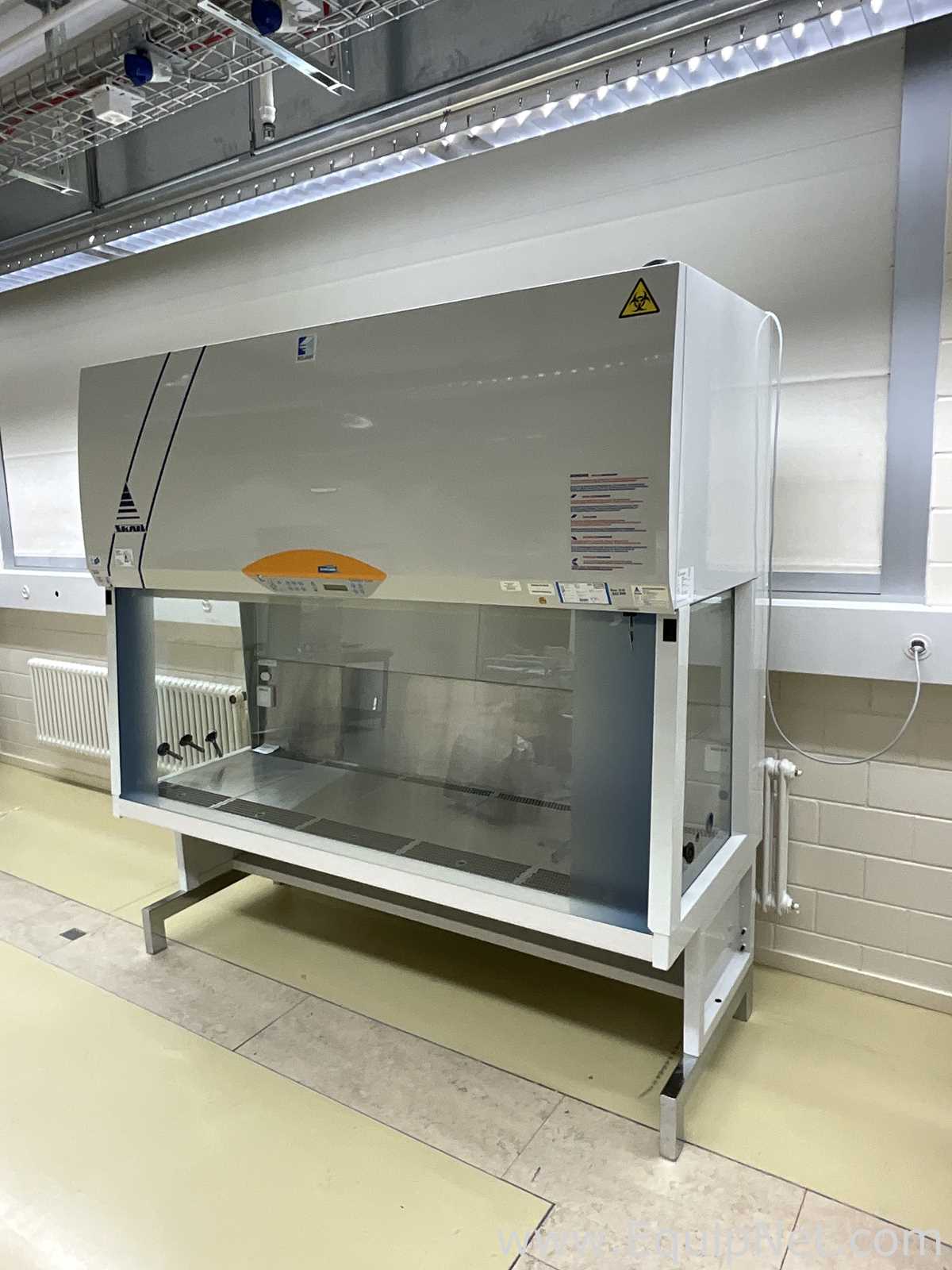 Cabine de Segurança Biológica Kojair Tech Oy BioWizard Golden GL-200