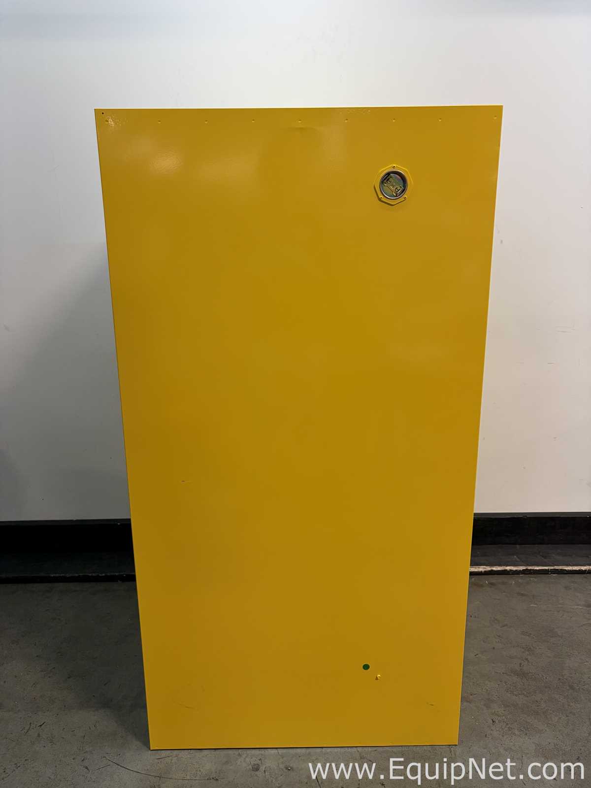 Gabinete de Almacenamiento de Inflamables JustRite Requisitos de aire 60 GALS.  60 Galones