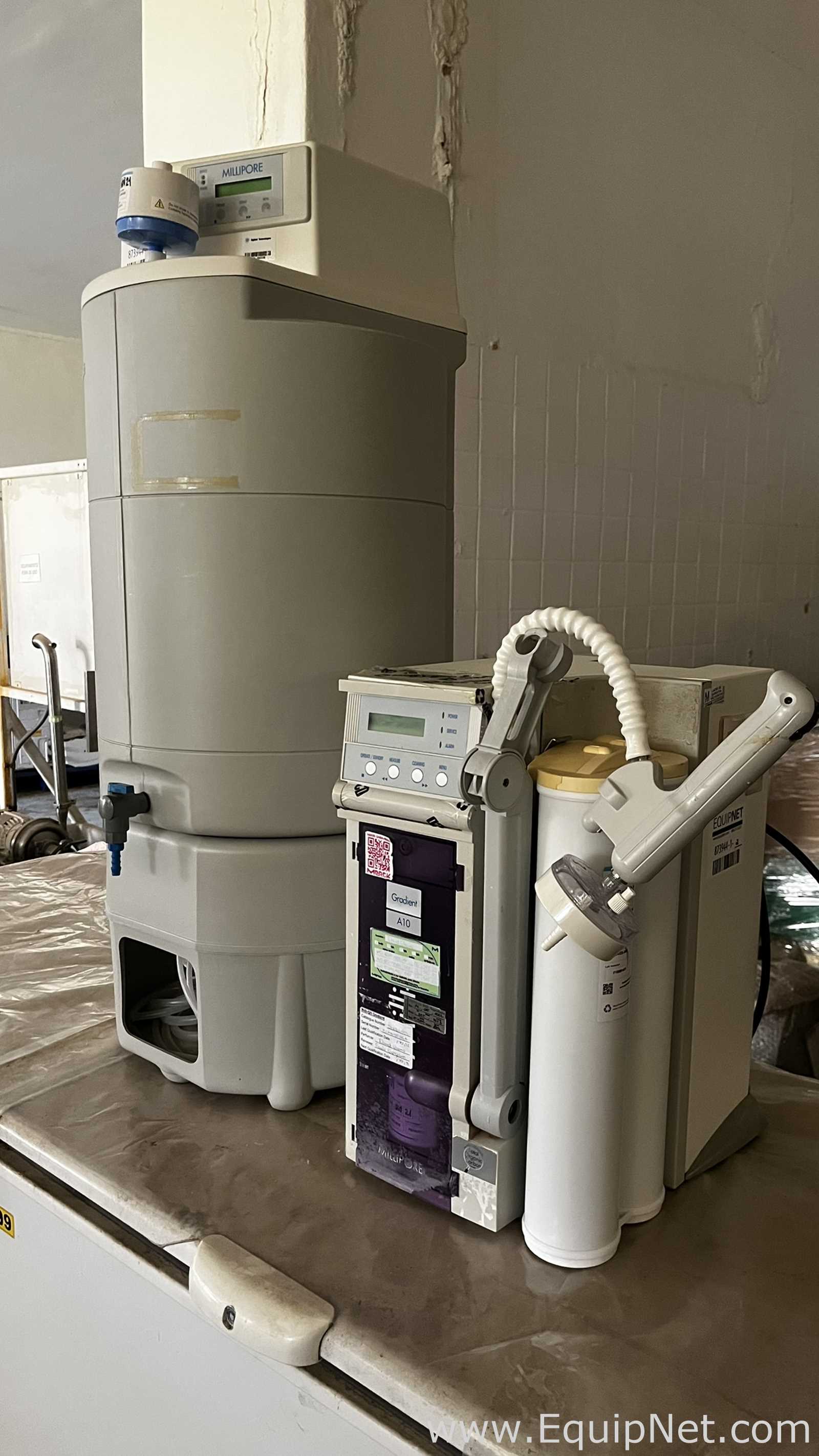 Millipore Gradient A10 Water Purification System with Millipore Automatic Sanitization Module