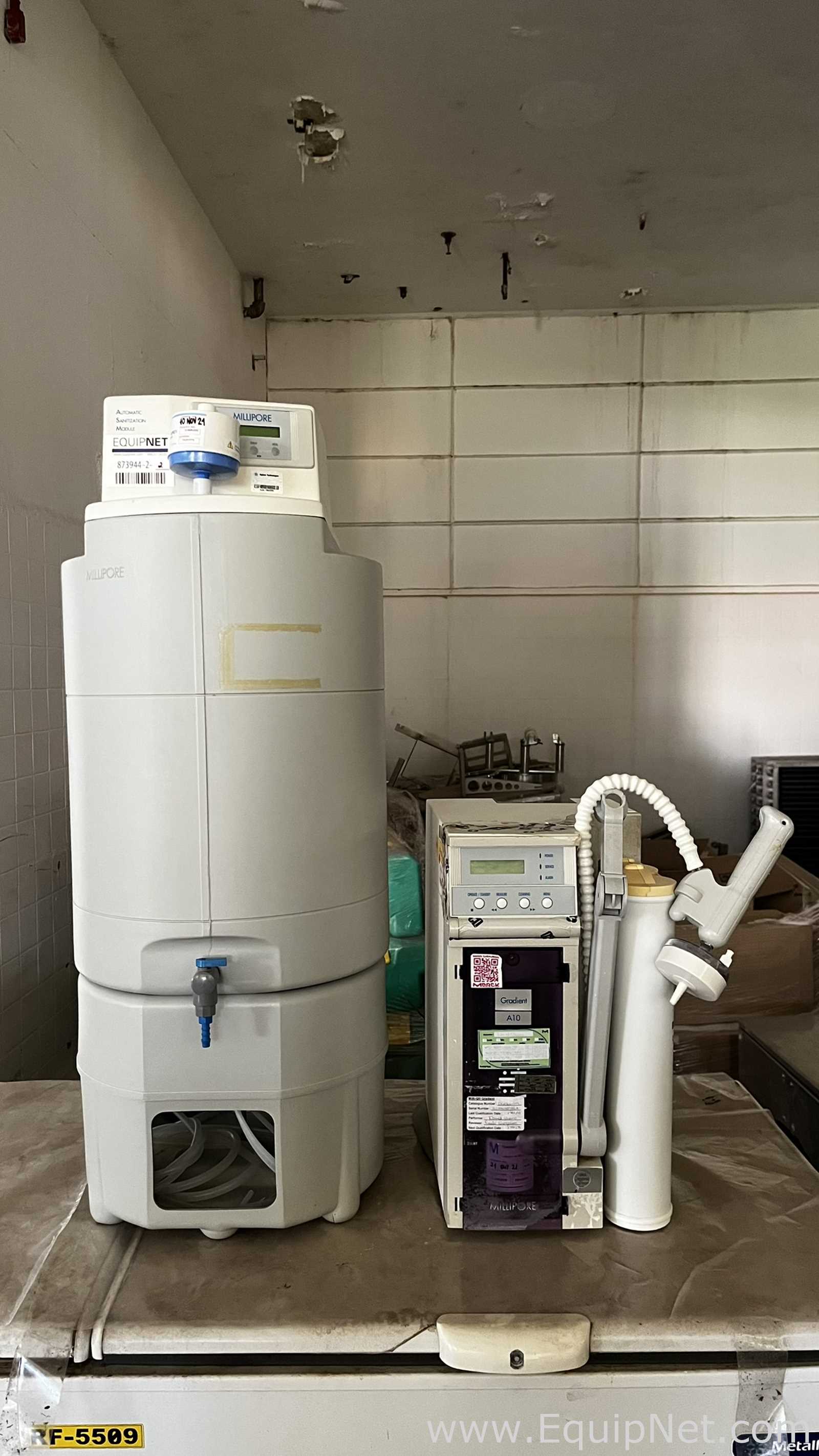 Millipore Gradient A10 Water Purification System with Millipore Automatic Sanitization Module