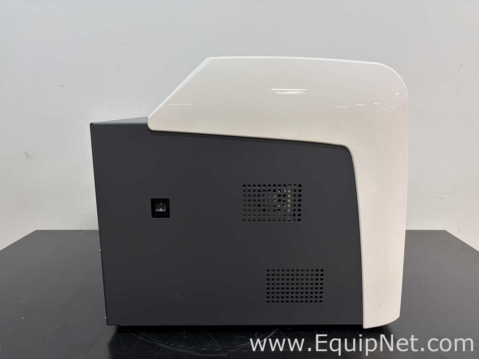 Thermo Scientific Varioskan LUX Spectrophotometer