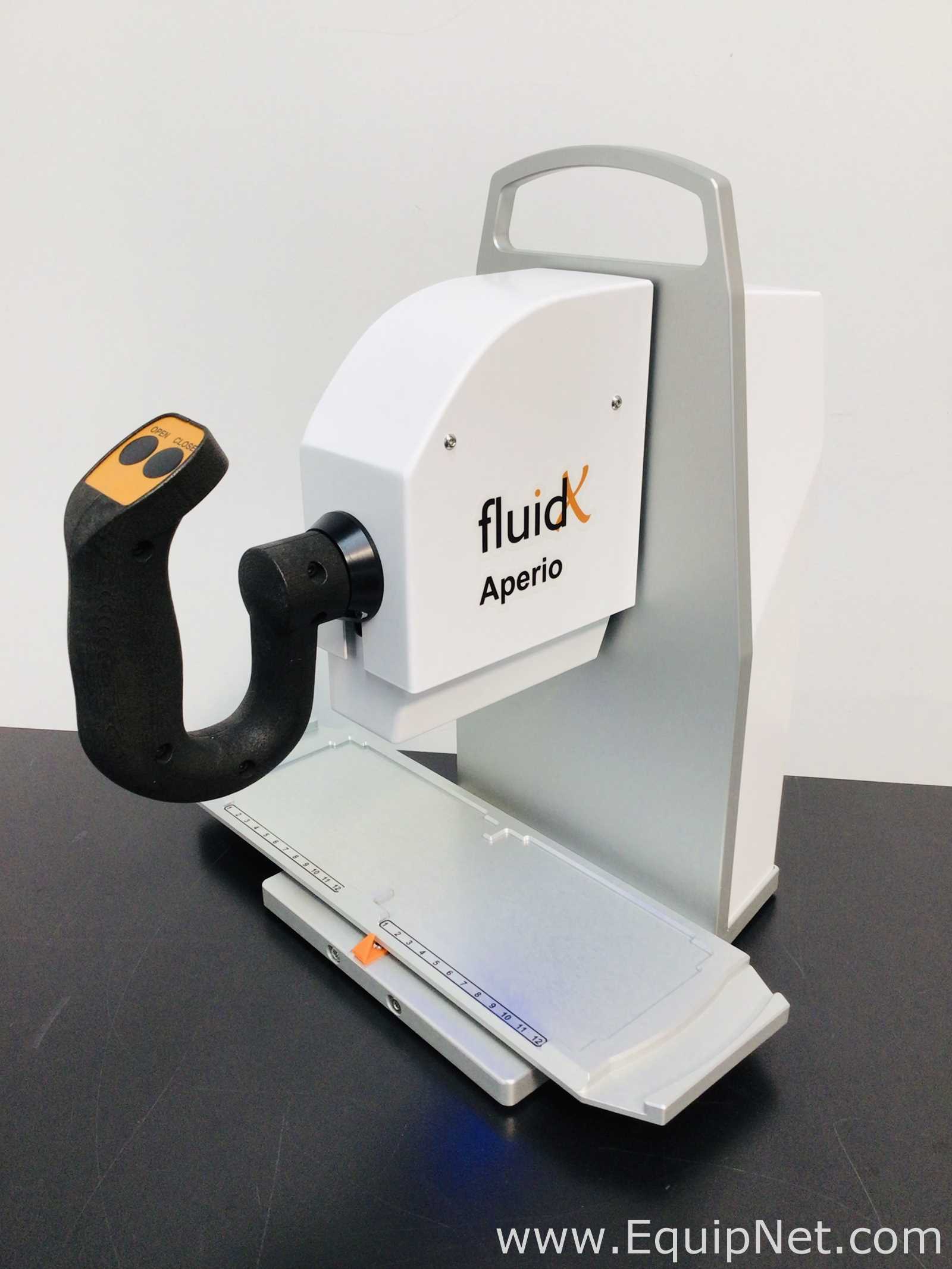Tampadora FluidX Aperio