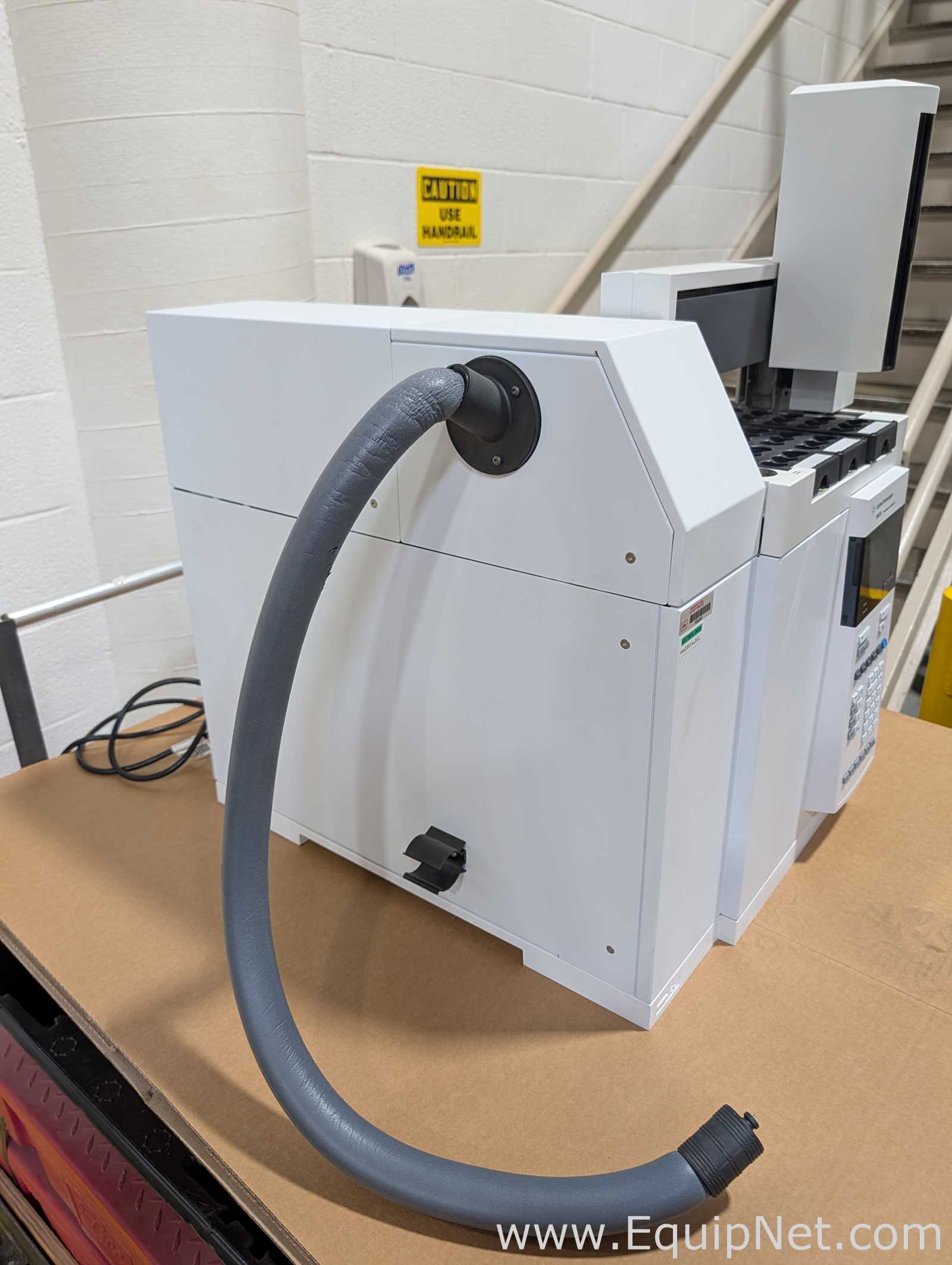 Agilent Technologies 7697A  Headspace Sampler with Sample Tray