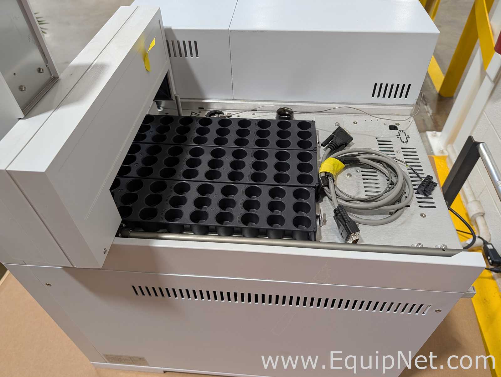 Agilent Technologies 7697A  Headspace Sampler with Sample Tray