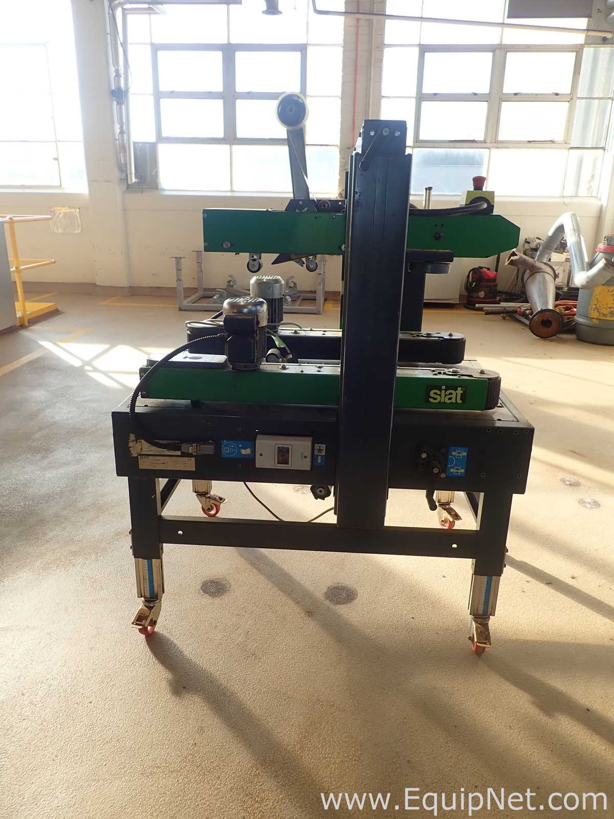 Siat XL35S Taping Machine