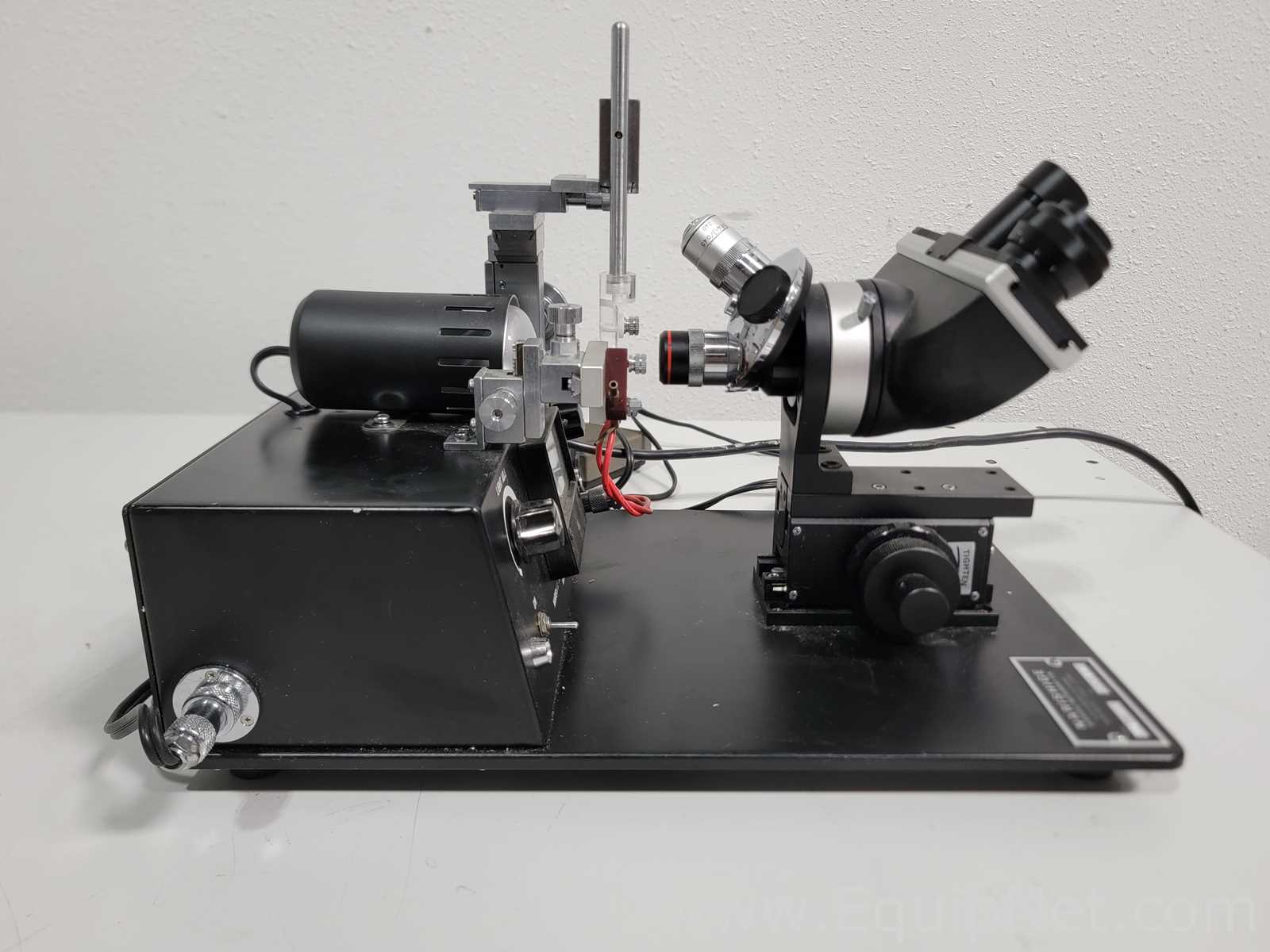 Microscópio Narishige MF-83