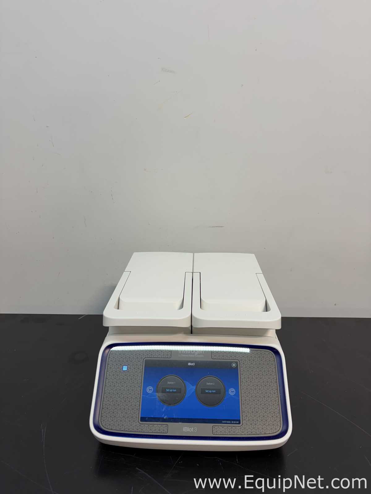 Sistema de Eletroforese Invitrogen iBlot 3