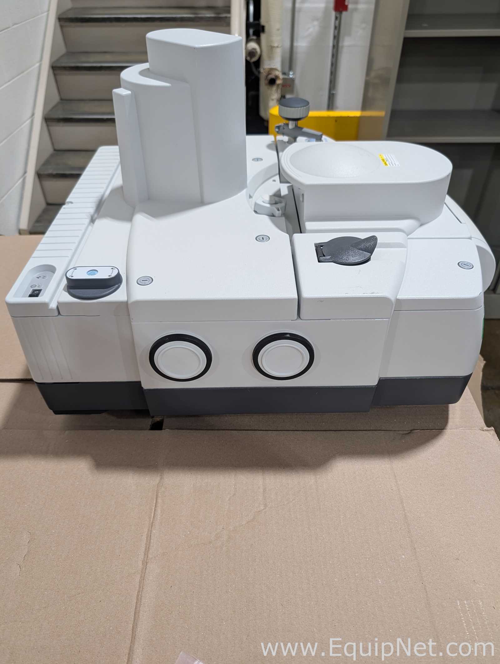 Espectroscopia Infrarroja -Transformada de Fourier Thermo Scientific Nicolet iS50