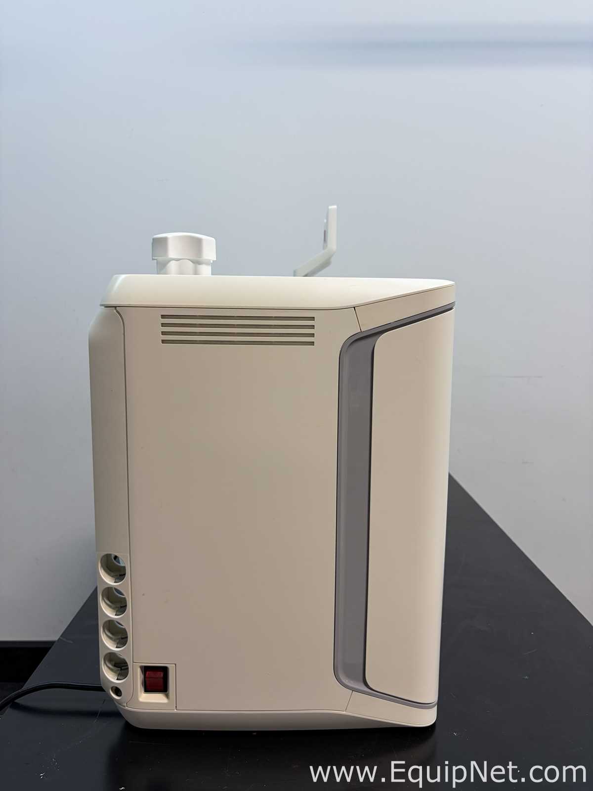 Millipore Milli-Q IQ 7010 Water Purification and Still System