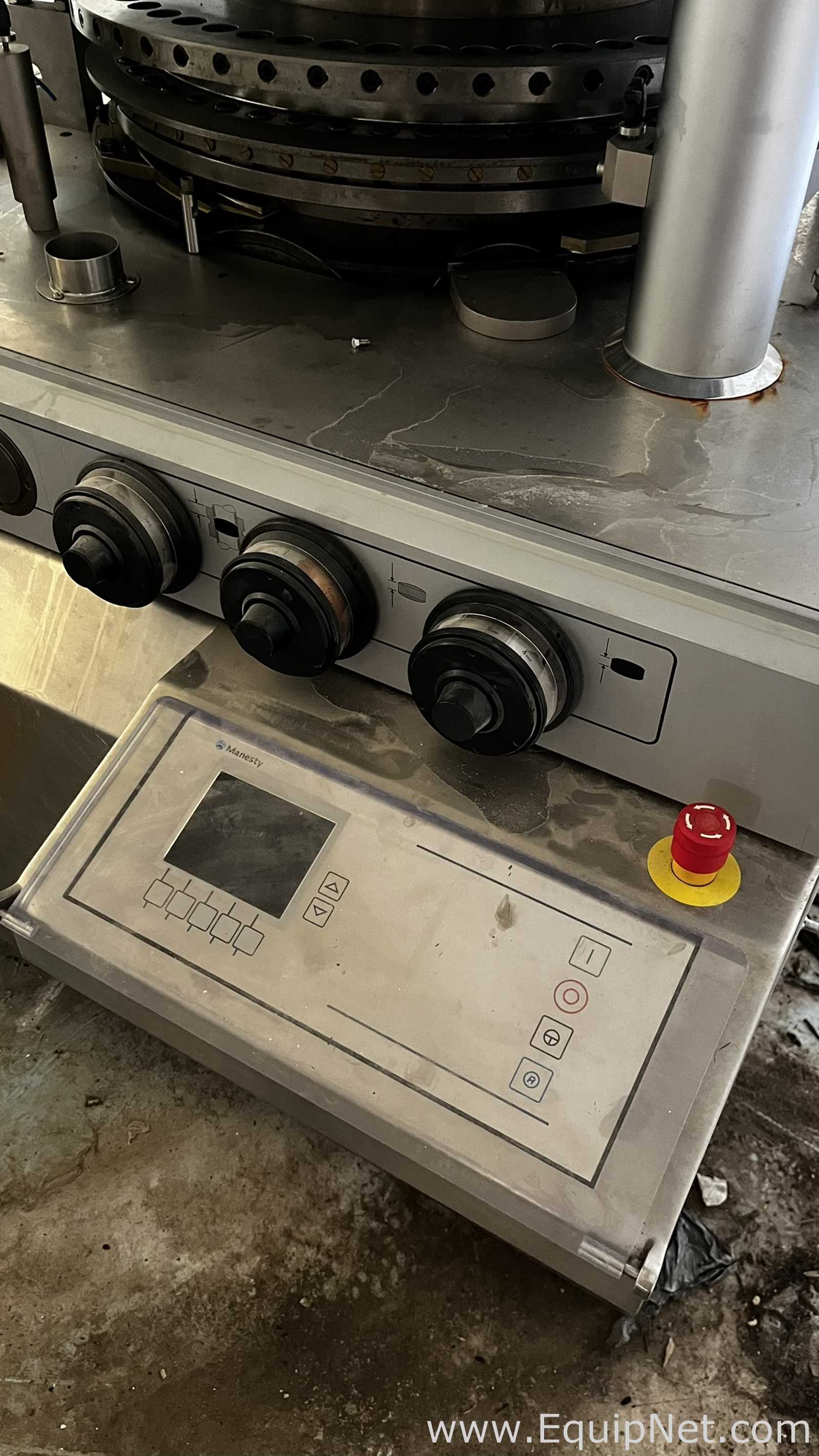 Compressora Rotativa de Comprimidos Manesty Rotapress Diamond