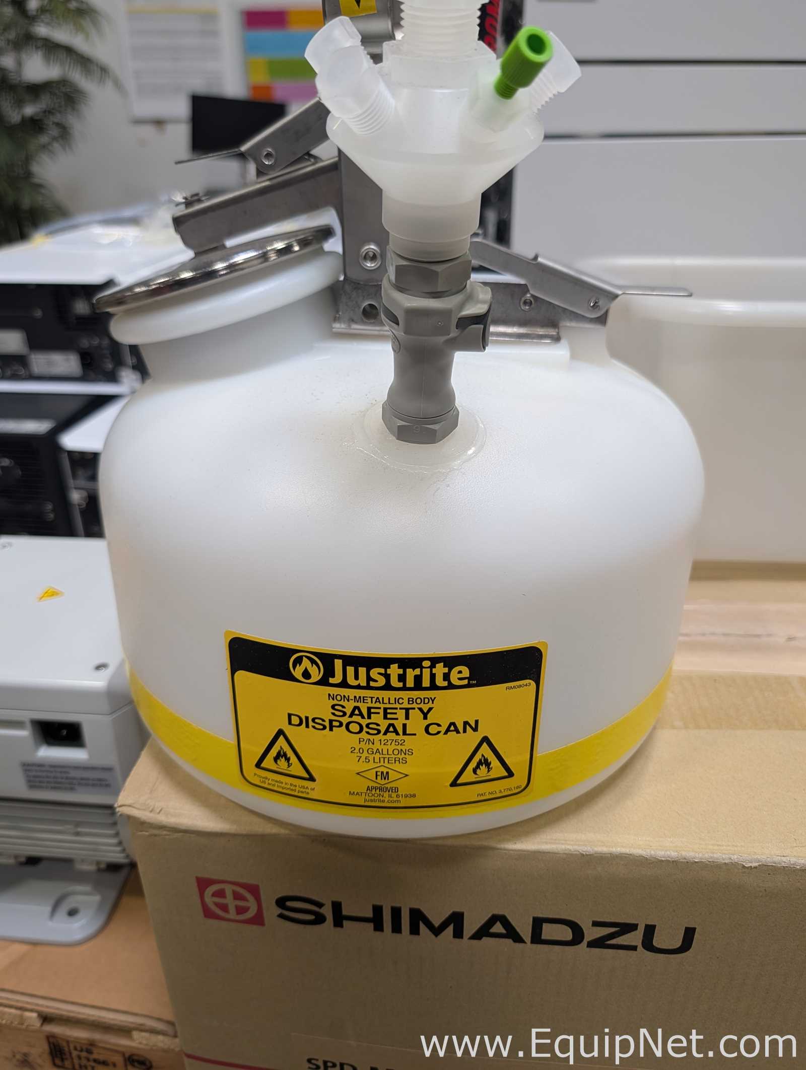 Shimadzu LCMS-2050 Single Quadrupole High-Performance Liquid Chromatograph Mass Spectrometer