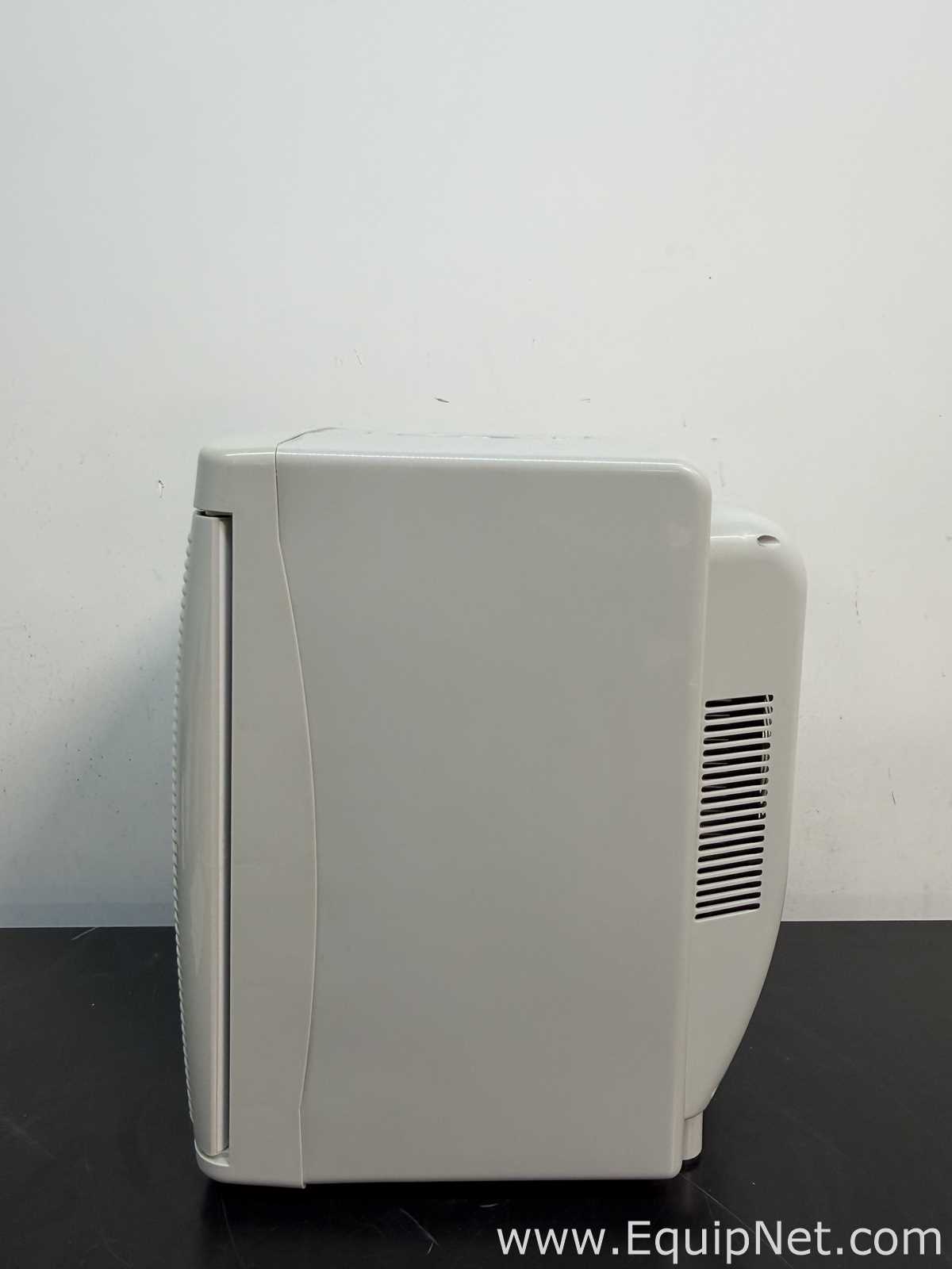 Inkubator Benchmark Scientific Inc. H2200-H