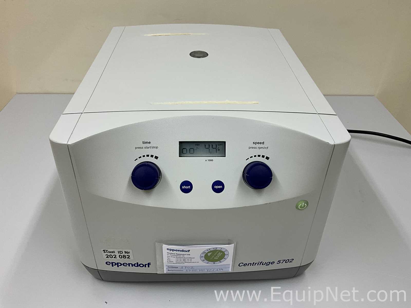 Eppendorf 5702 Laboratory Centrifuge