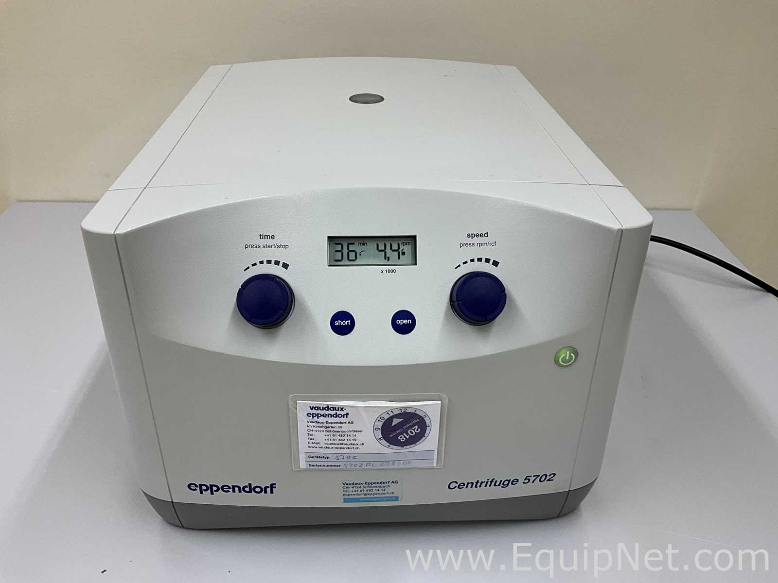 Eppendorf 5702 Laboratory Centrifuge