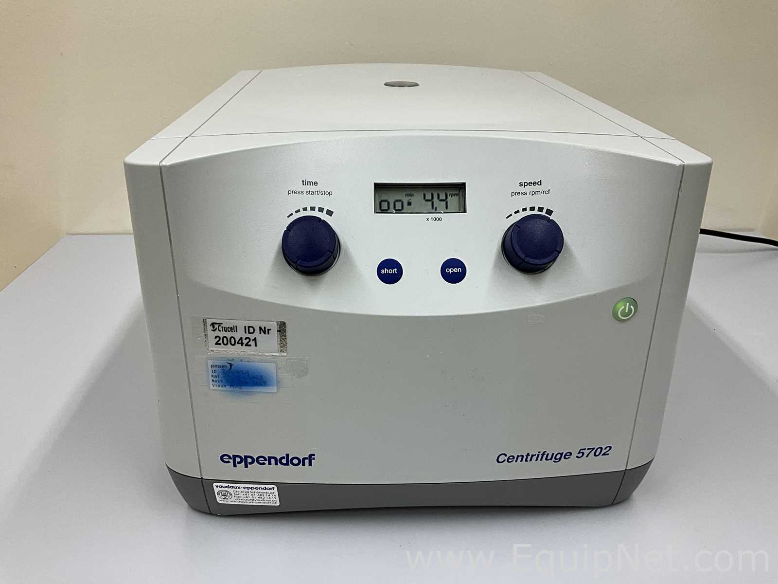 Eppendorf 5702 Laboratory Centrifuge