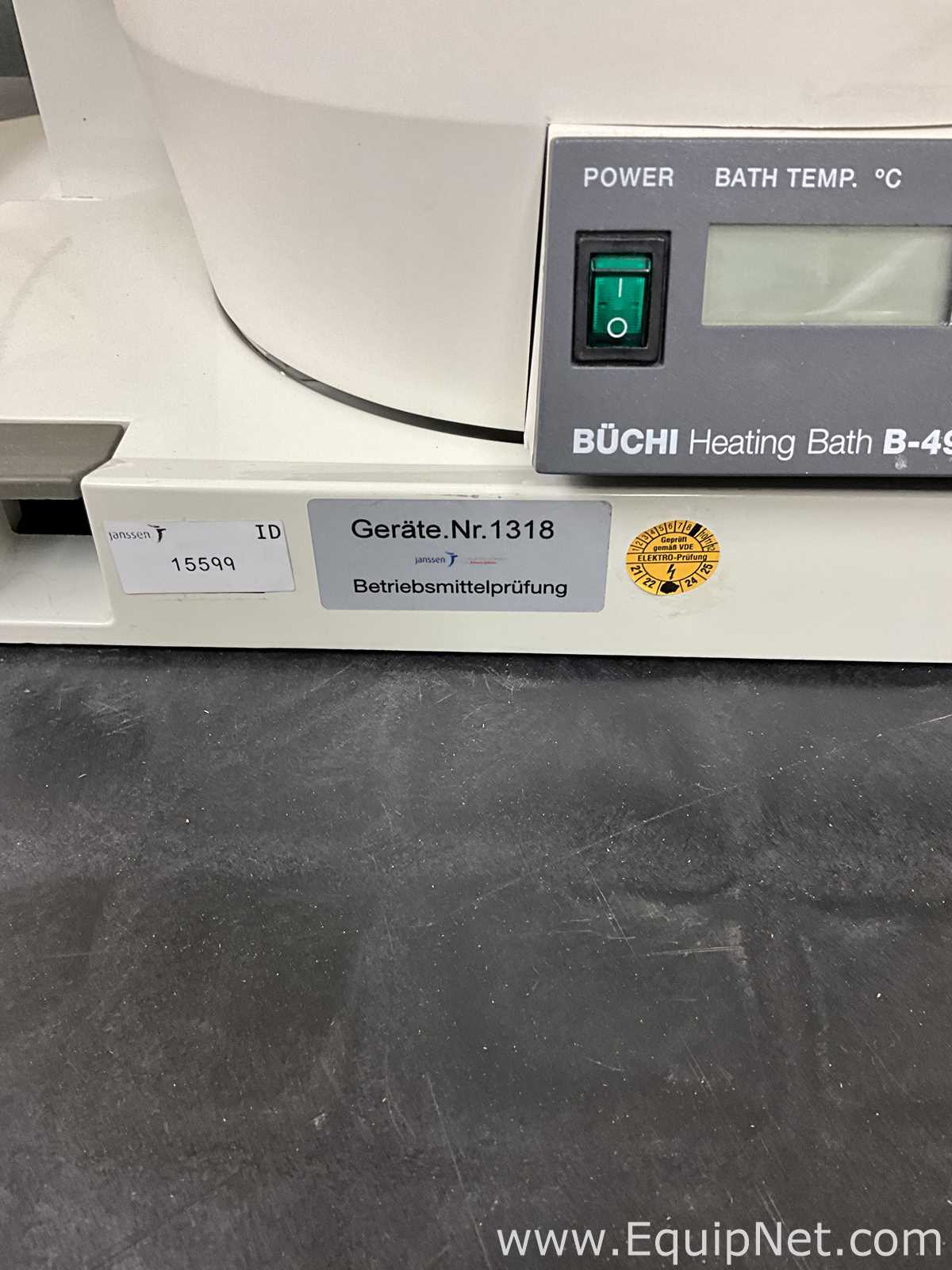 Buchi Rotavapor R-205 Rotary Evaporator System with Vacuum Pump, Controller and Heating Bath