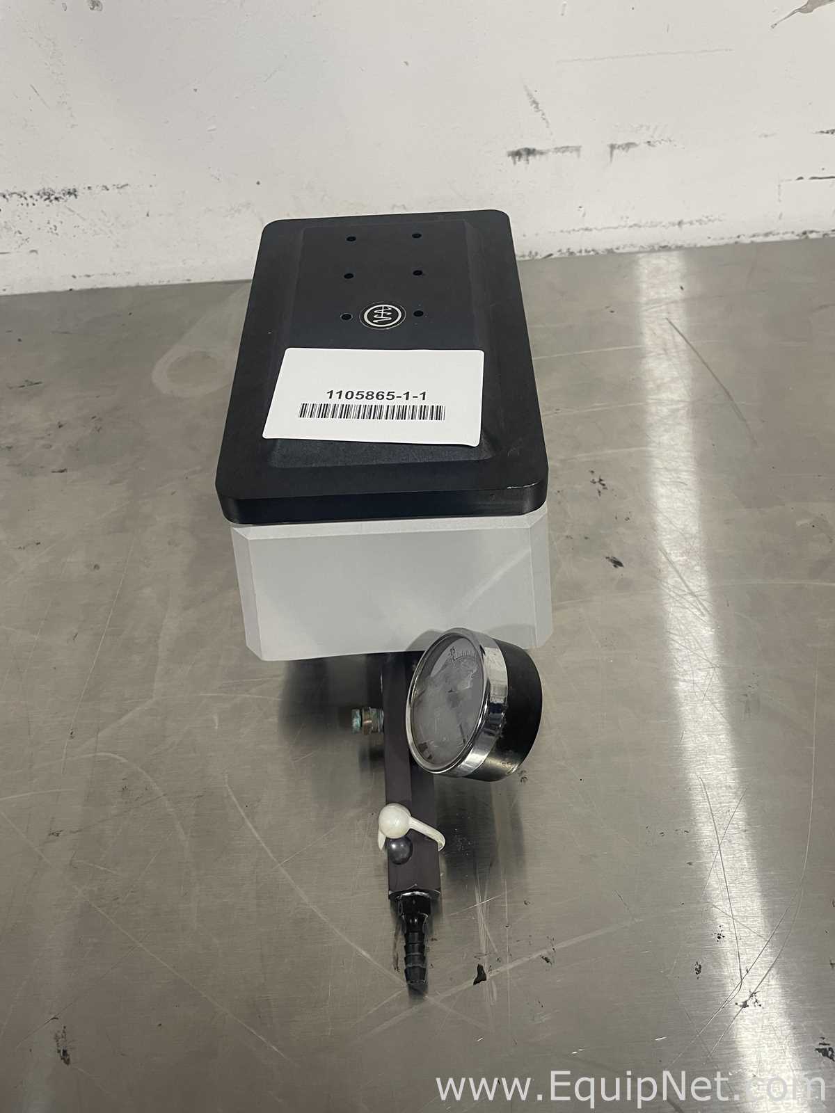 Varian Vac Elut Vacuum sample preparation