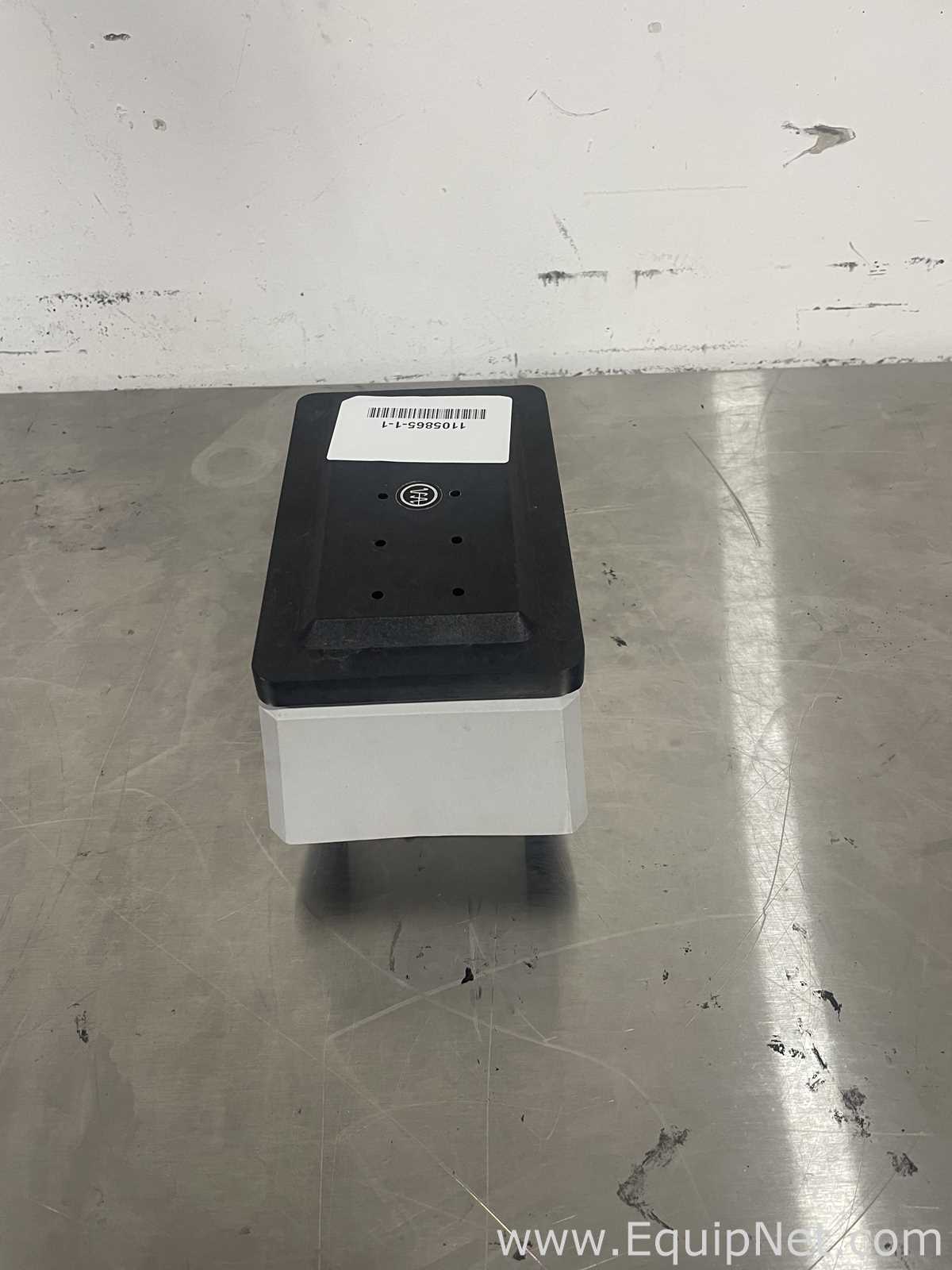 Varian Vac Elut Vacuum sample preparation