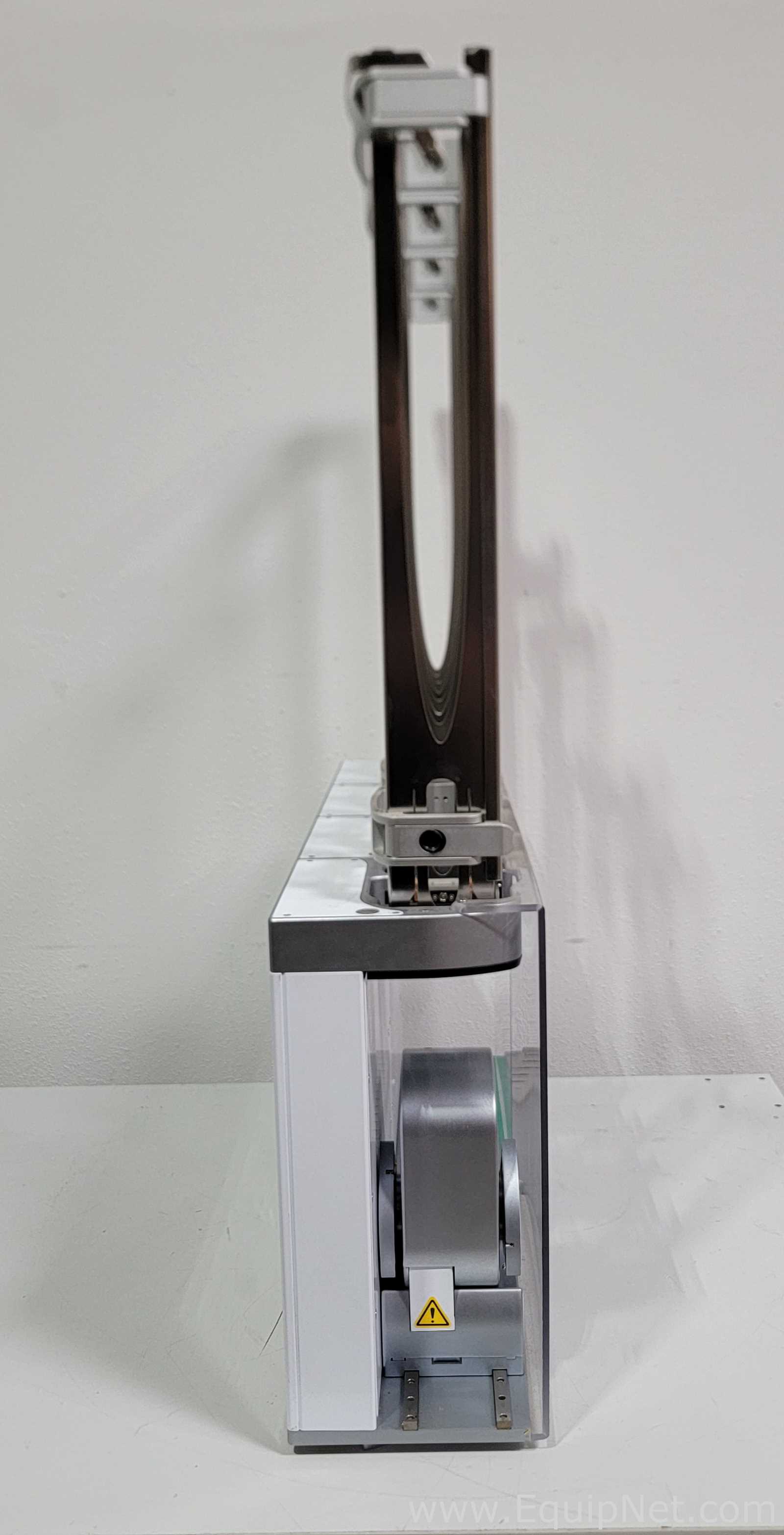 Empilhadora e Manipuladora de MicroPlaca Agilent Technologies 18692-204