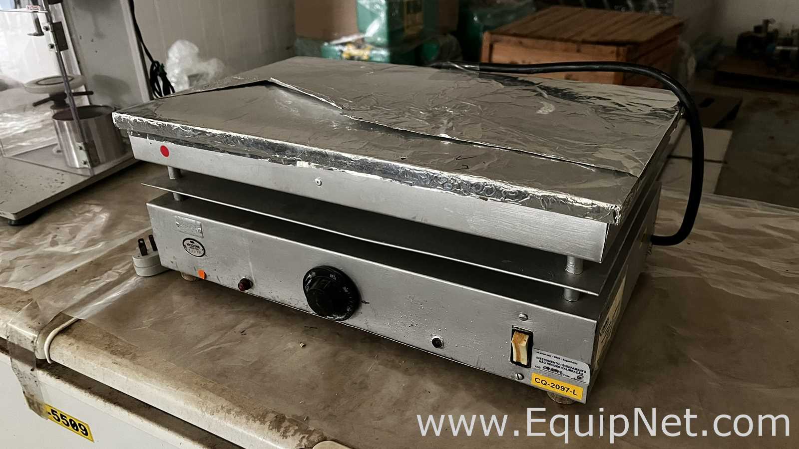 Analog Laboratory Hot Plate