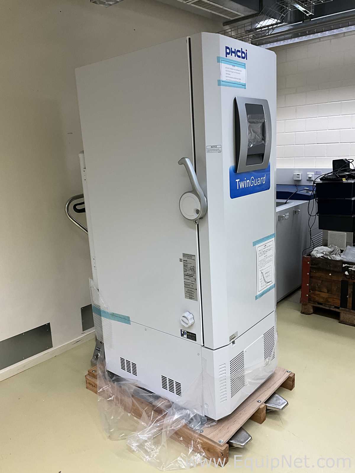 Congelador PHCBI MDF-DU302VX-PE. Sin usar